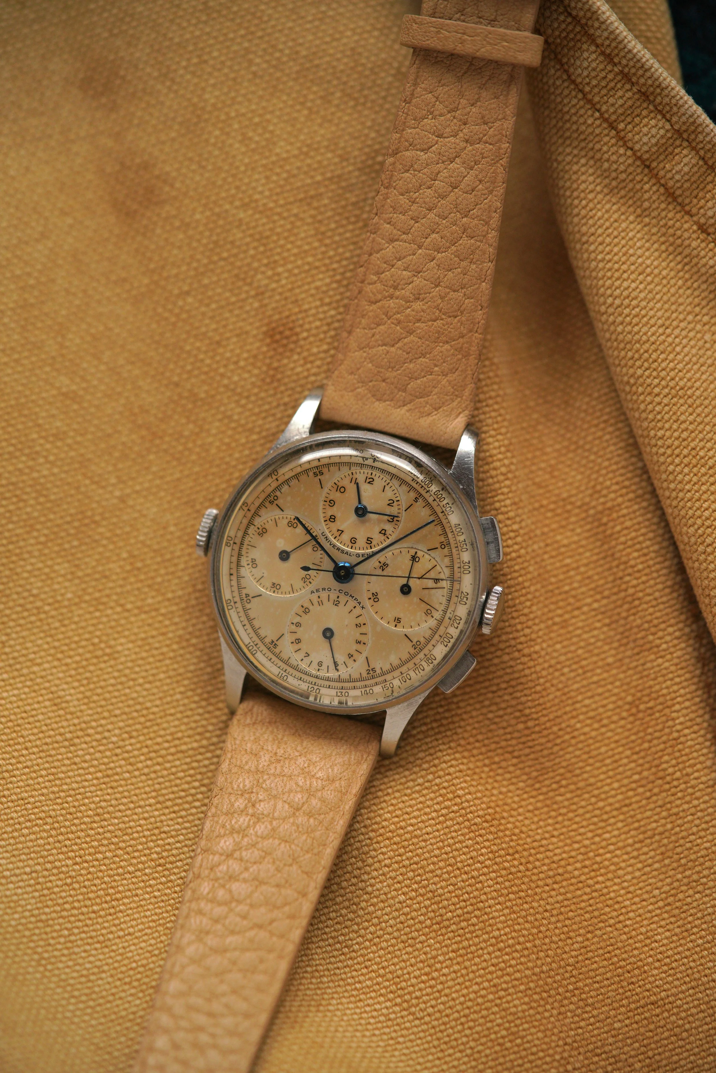 Universal Genève Aerocompax ref. 22477