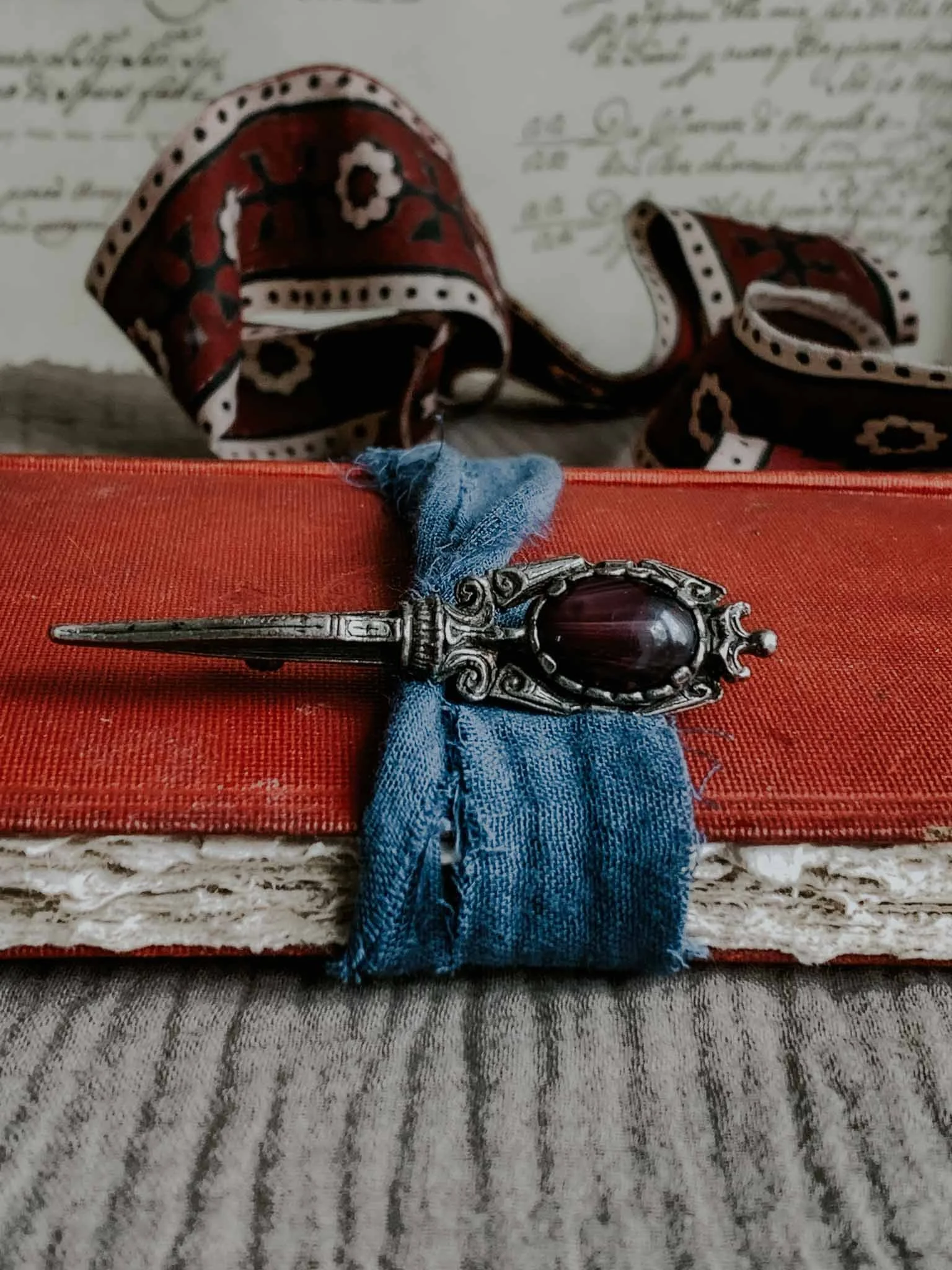 the-travelling-poet-receptacle-of-vintage-props-lotusblubookart-30.jpg