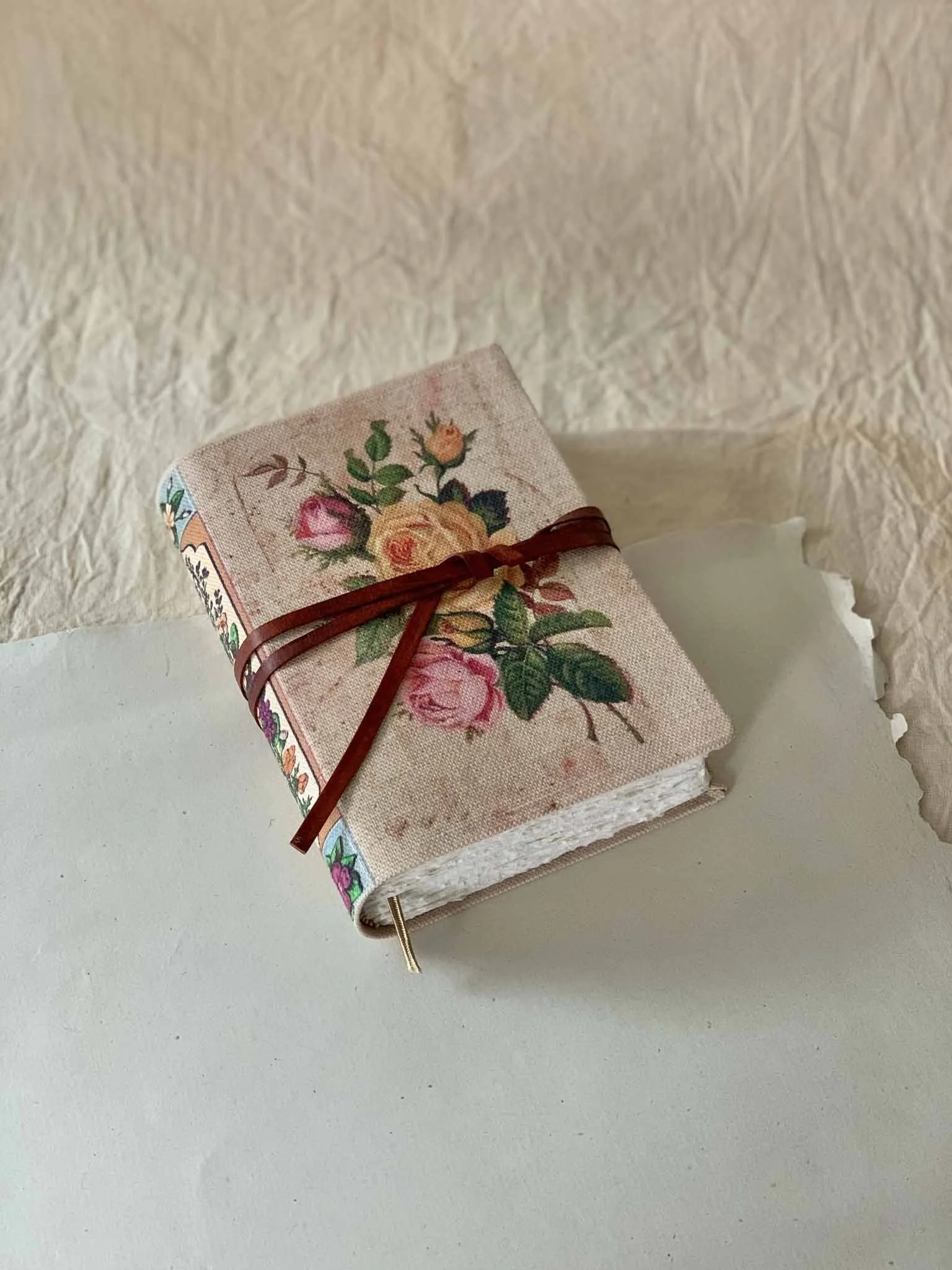 END-OF-LINE Tea Rose Storyteller | A5 Mixed Media Watercolour Journal