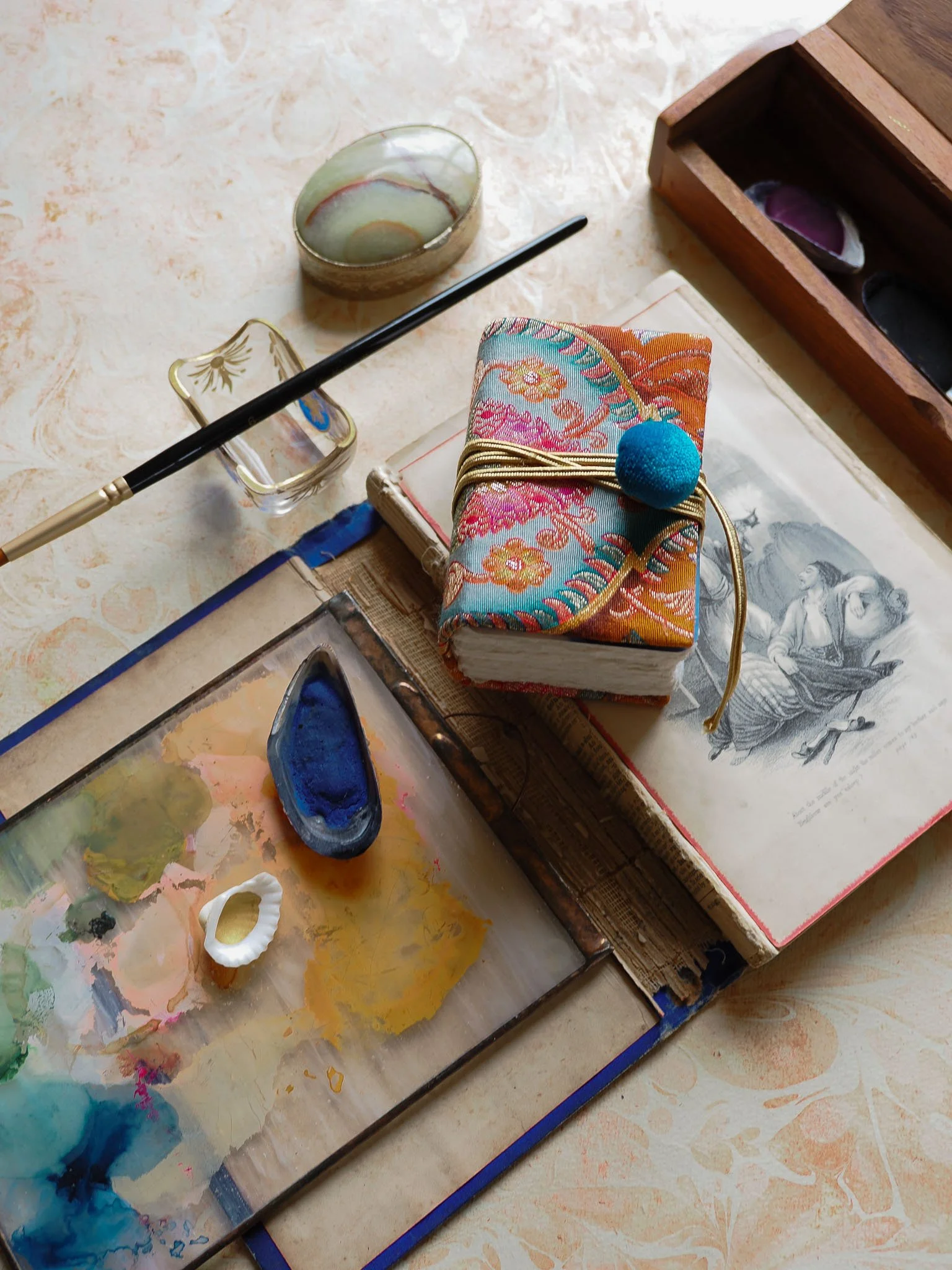 https://www.lotusblubookart.com/shop/p/ogee-some-of-a-kind-100-day-art-project-bundled-curio