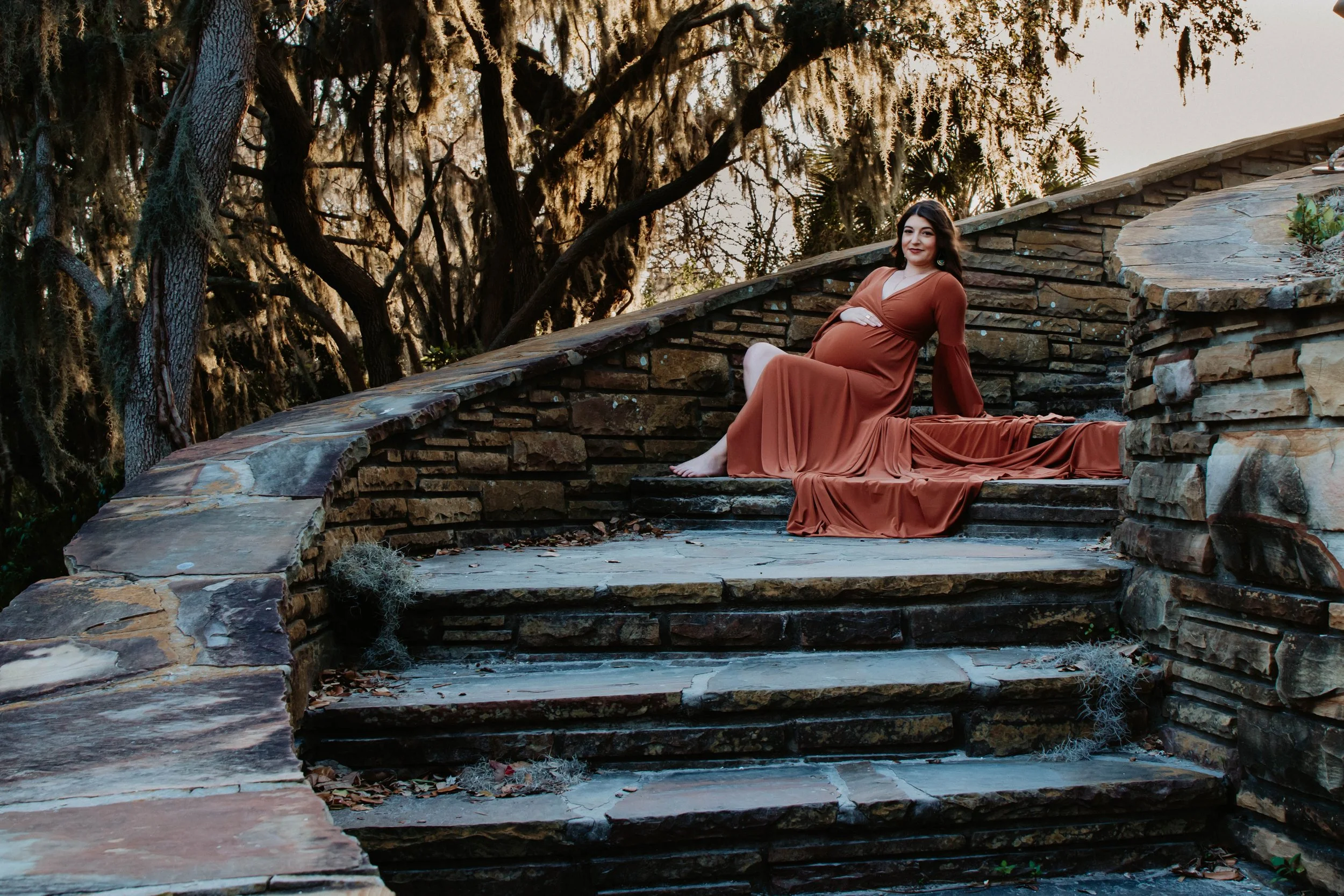 dark, moody maternity portraits Tampa bay Orlando Lakeland Florida 