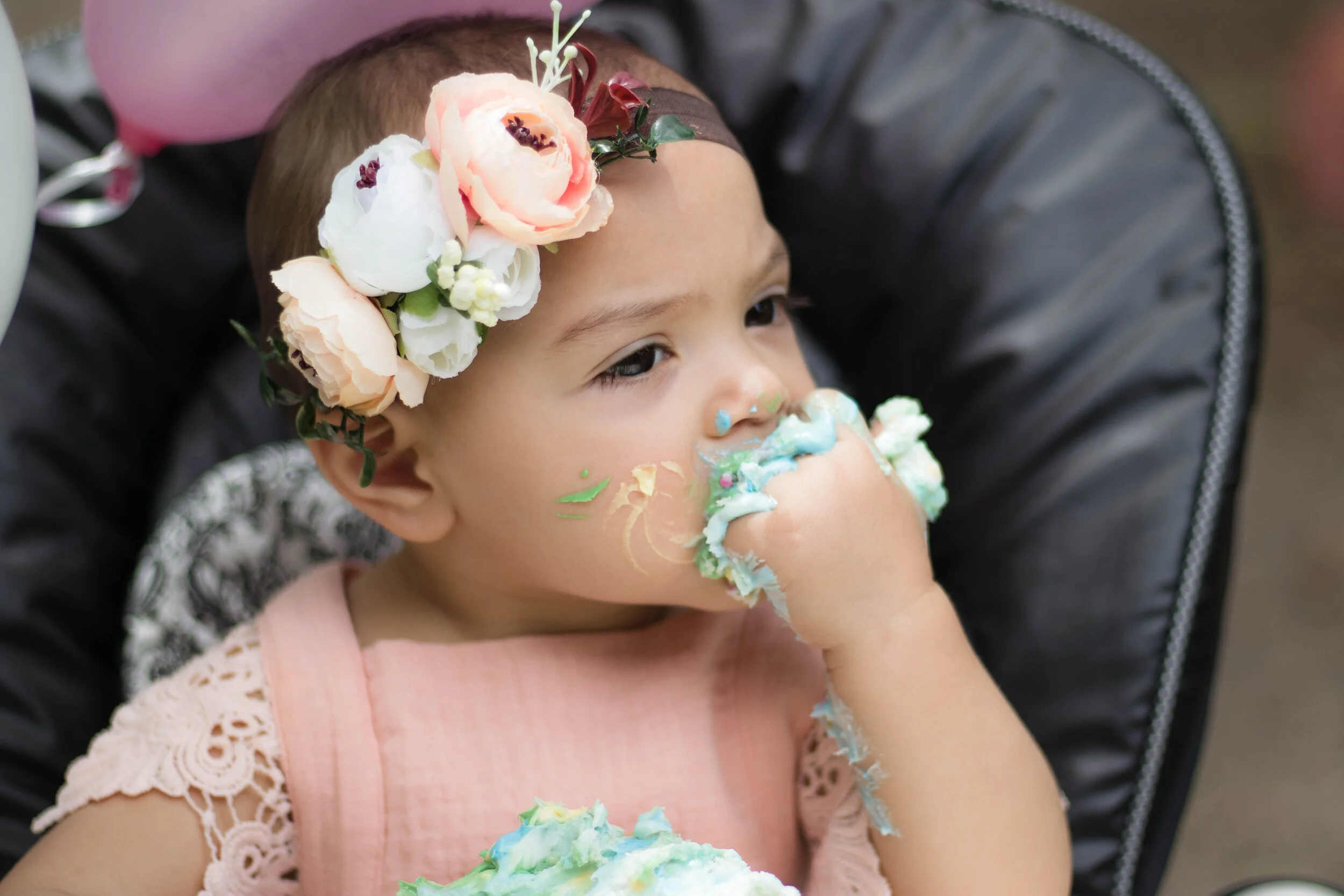 first birthday cake smash photo shoot, best photographer, Tampa