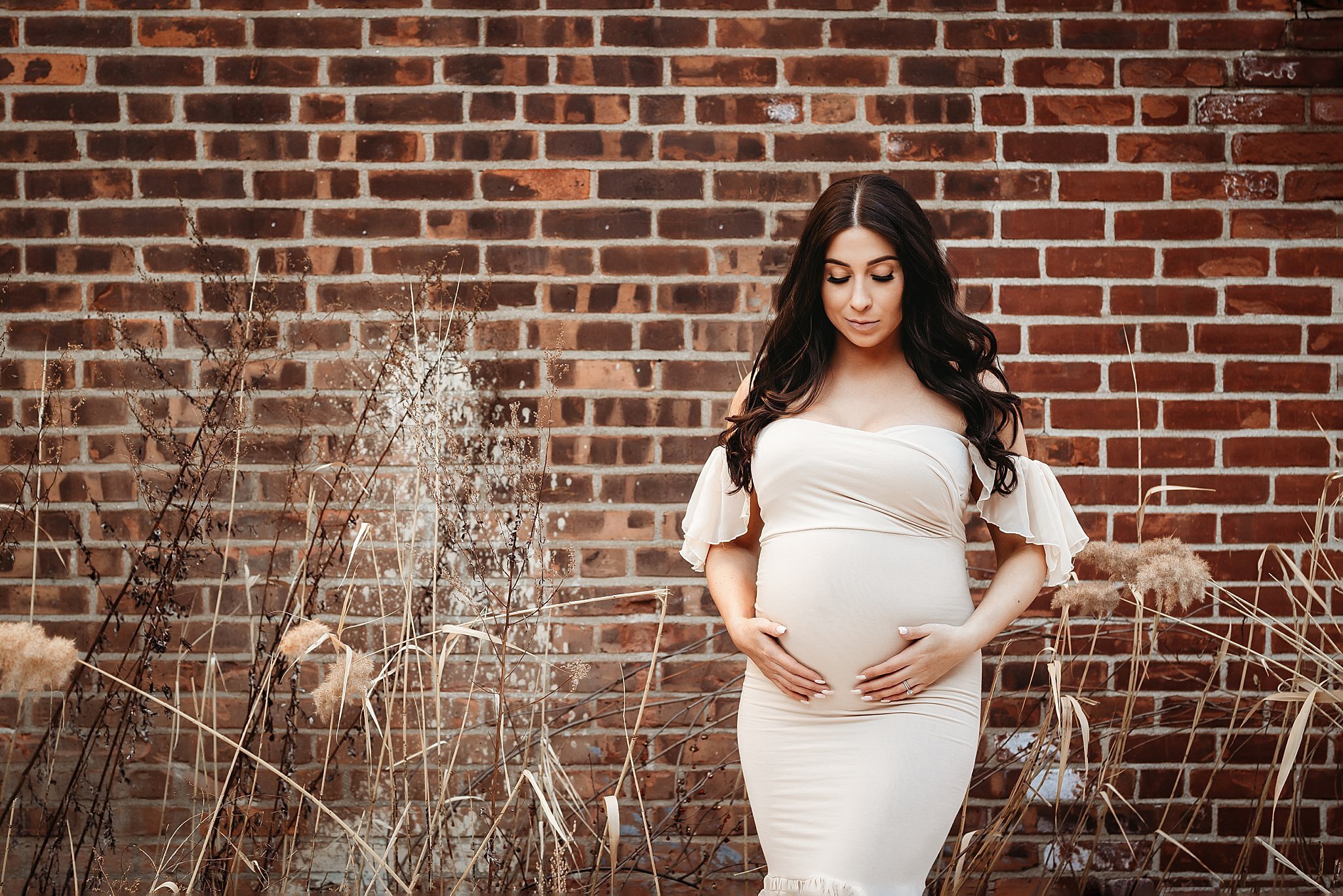 Stefanie-Cole-Photography-Abandoned-Warehouse-Maternity-Shoot.jpeg