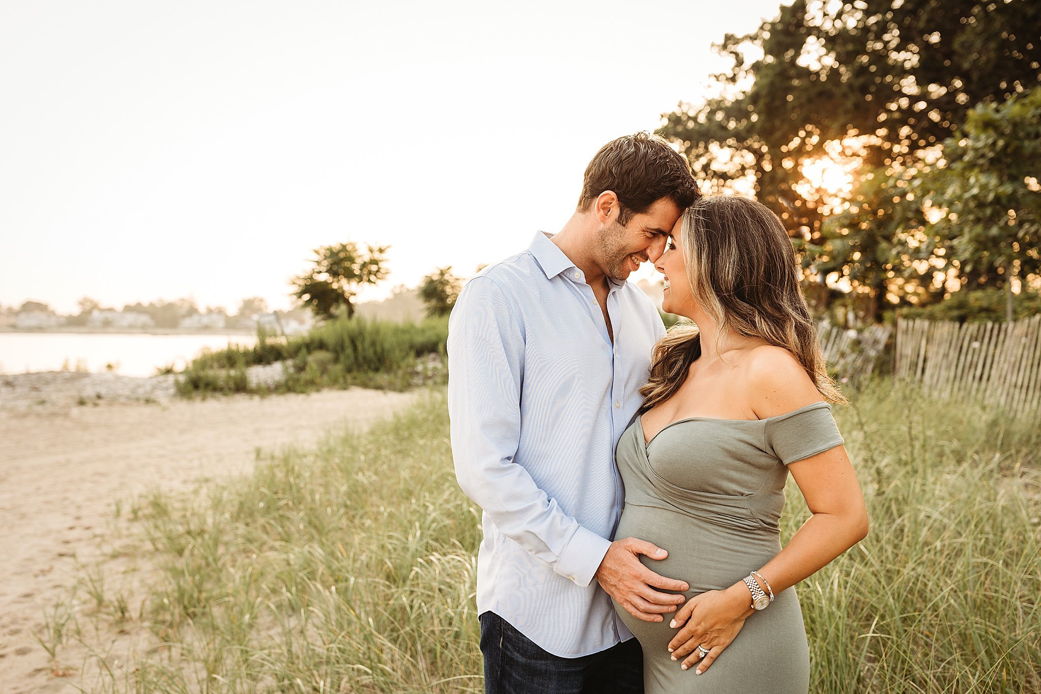 A Sunset Beach Maternity Photoshoot - Westport, CT — Stefanie Cole  Photography