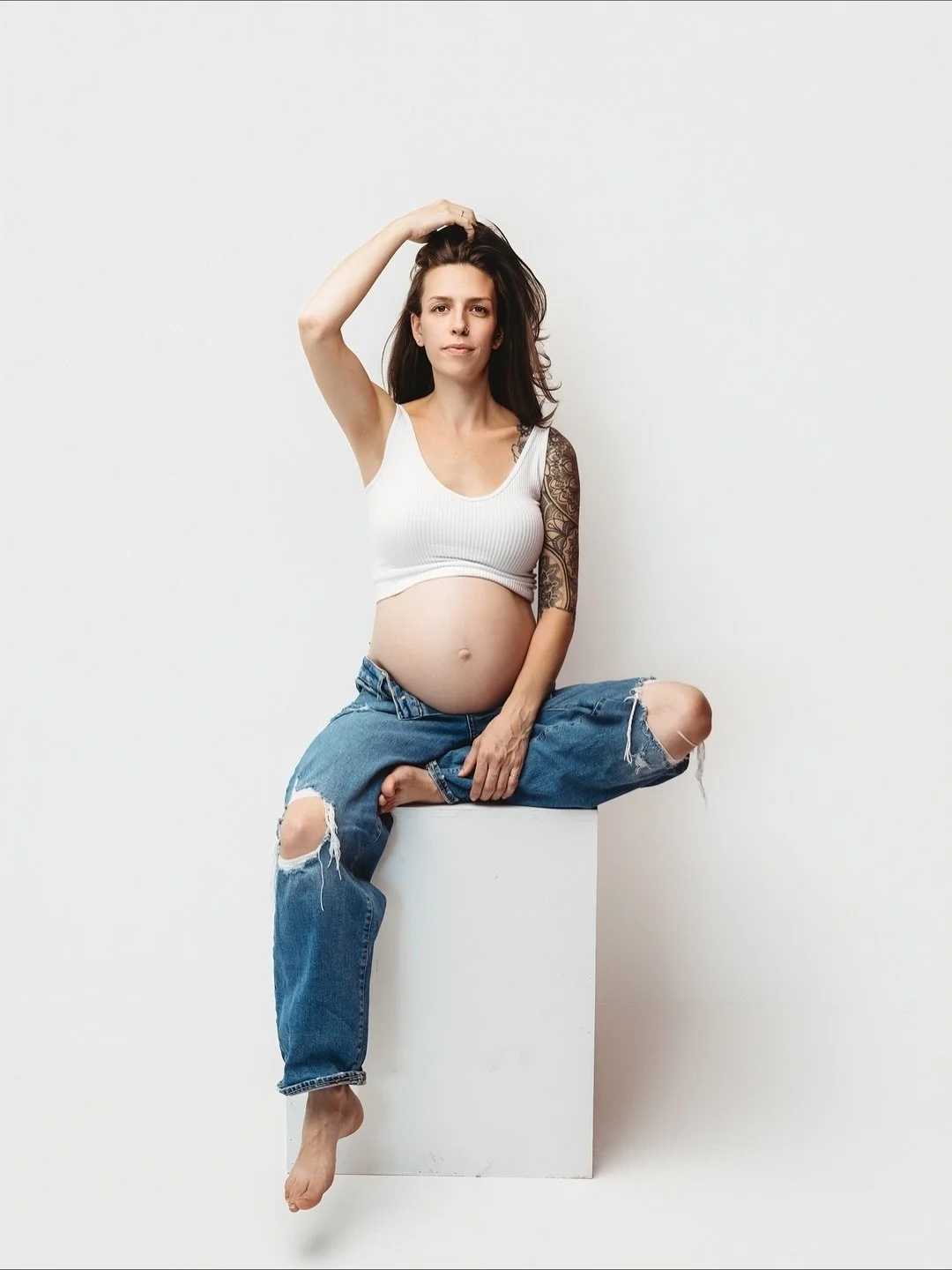 We are not simple&hellip;we are multi-faceted and complex and ever-evolving. Your maternity sessions is designed to capture just that, ALL of your sides. The casual, the sensual, the fun, the bold, and of course&hellip;the mom. Bring it all and let&r