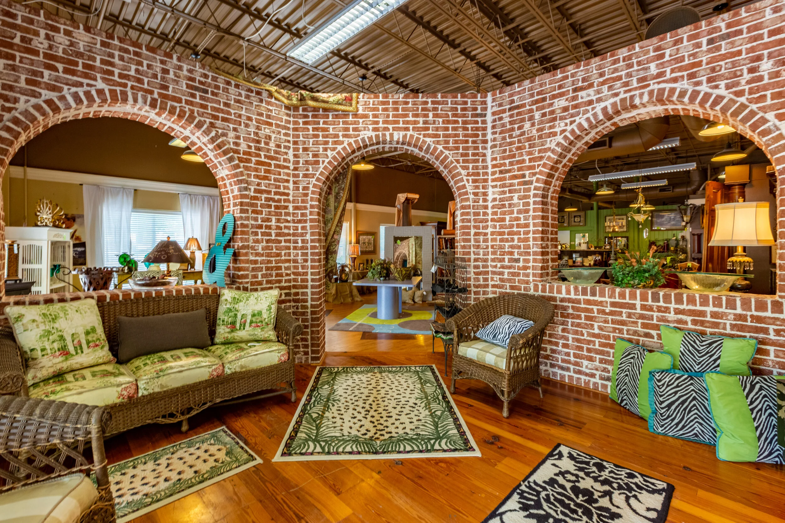 Commercial Retail Space - Peachtree Industrial Road