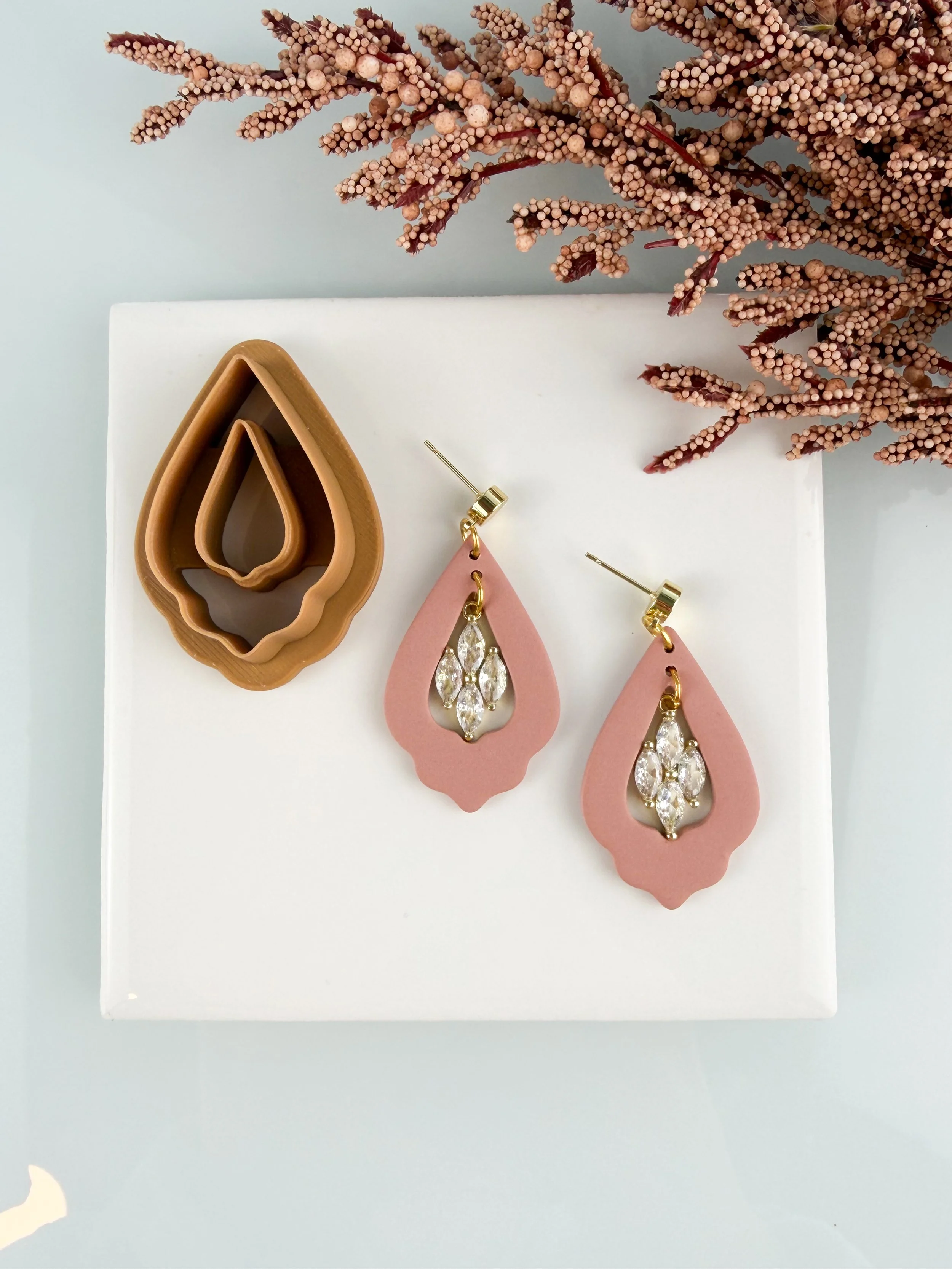 Long Teardrop Moroccan