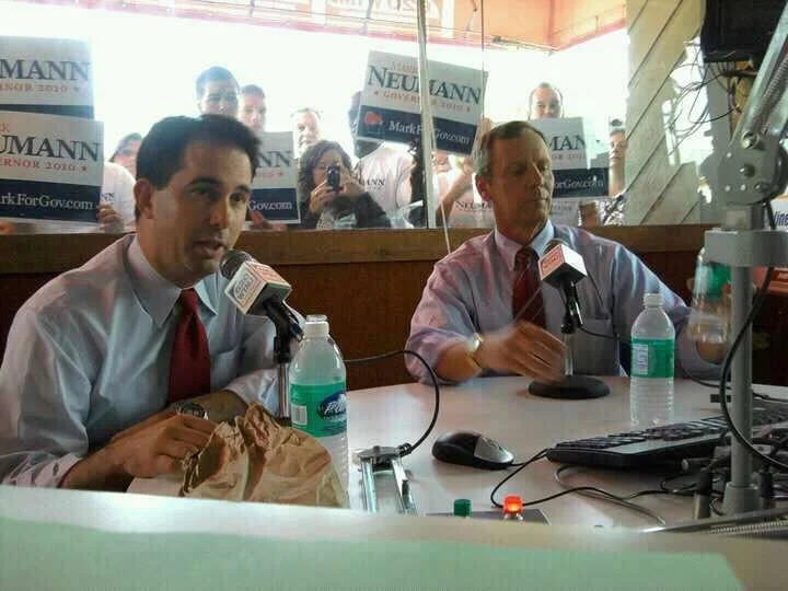 Walker and Neumann debate.jpg