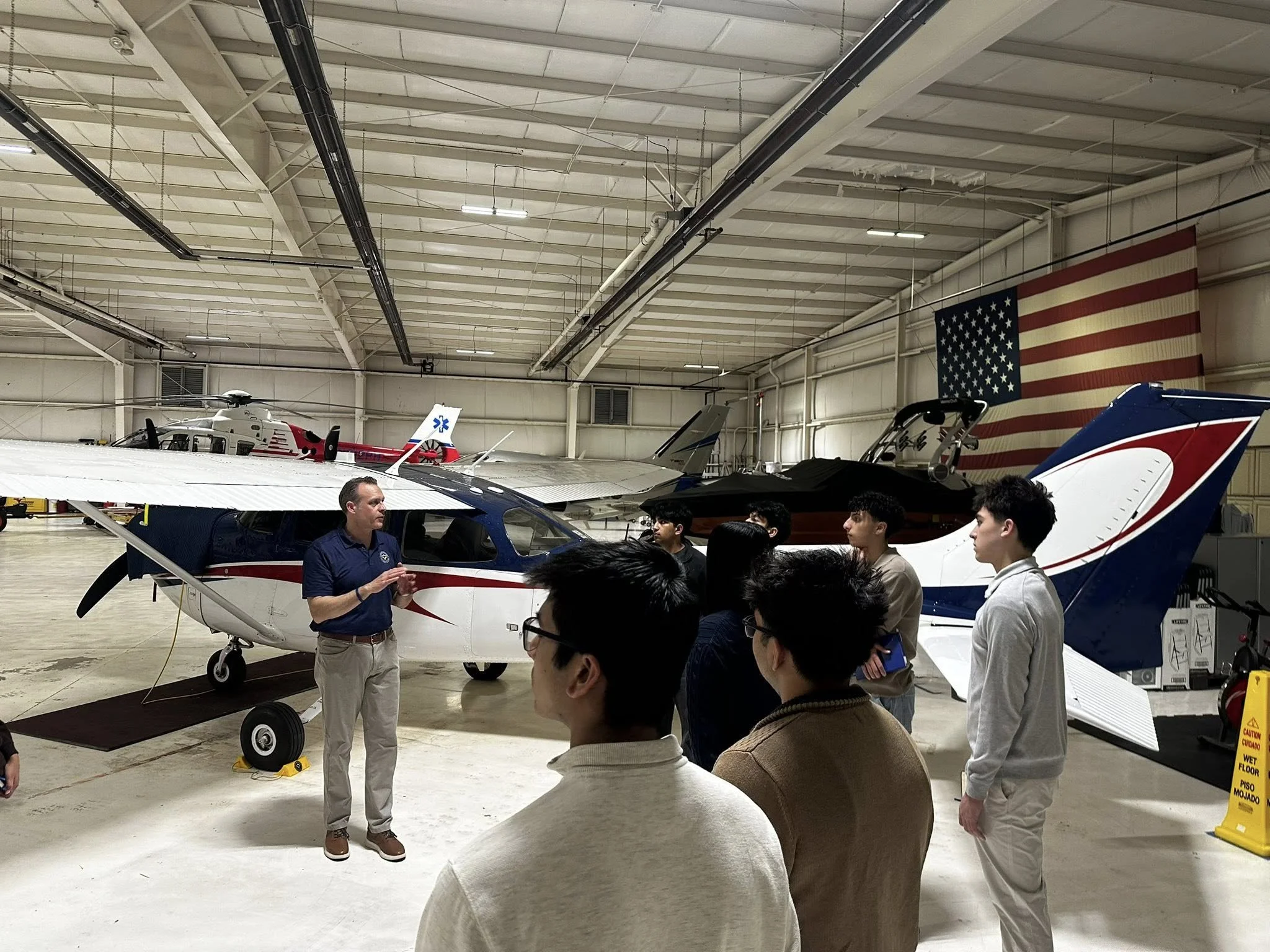 Victors Aviation Phone 1.jpg