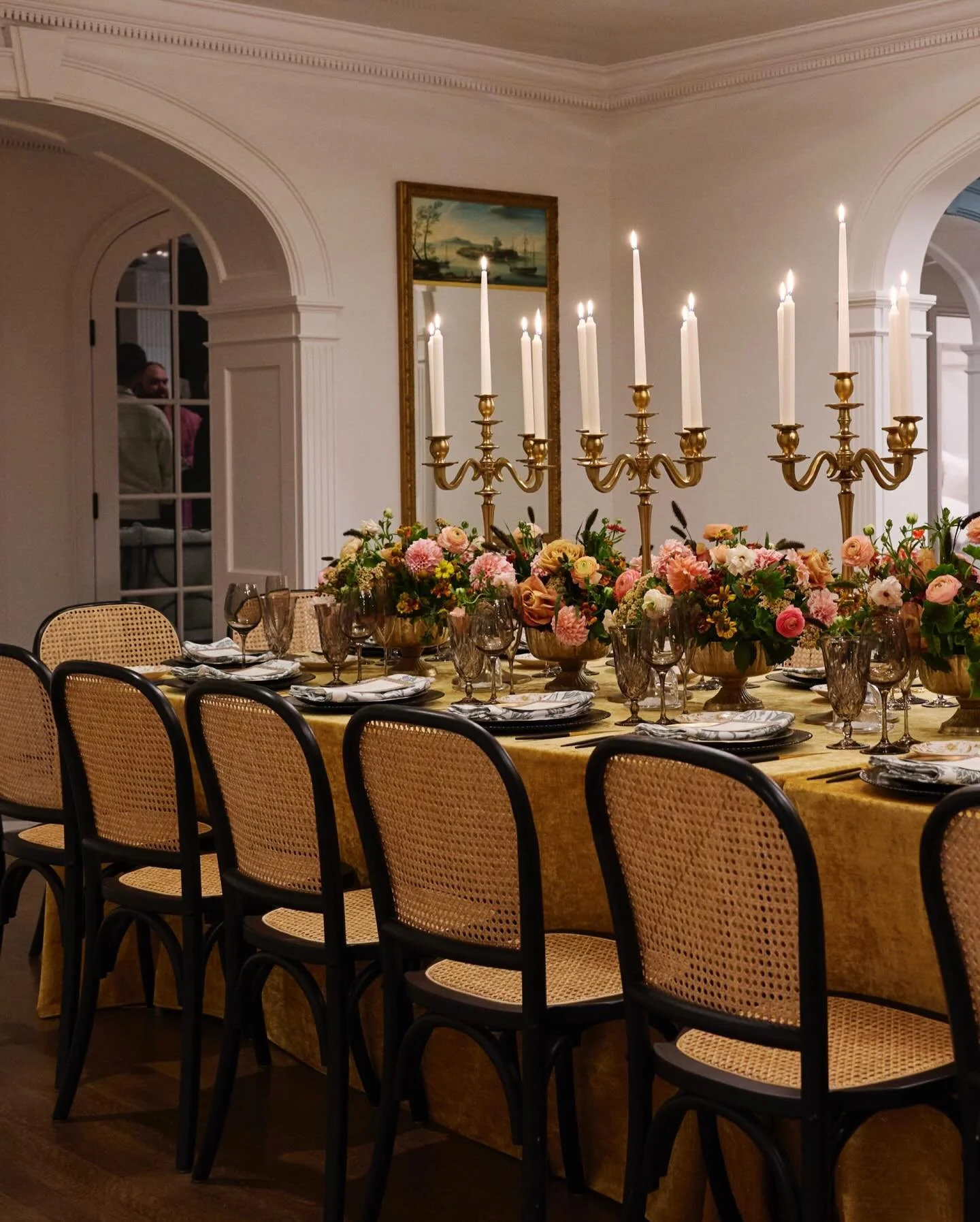 tables set. candles lit. feeling extra grateful this thanksgiving for the little details that make the biggest memories with the ones we love. 🍂🕯️