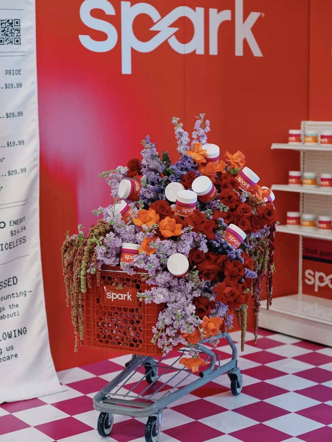 to celebrate @advocare&rsquo;s Spark launch in @target, we transformed their sponsorship at @theprettywreathco&rsquo;s holiday influencer event into a mini, content-ready Target moment&mdash;complete with shoppable shelves, a floral-filled cart, over