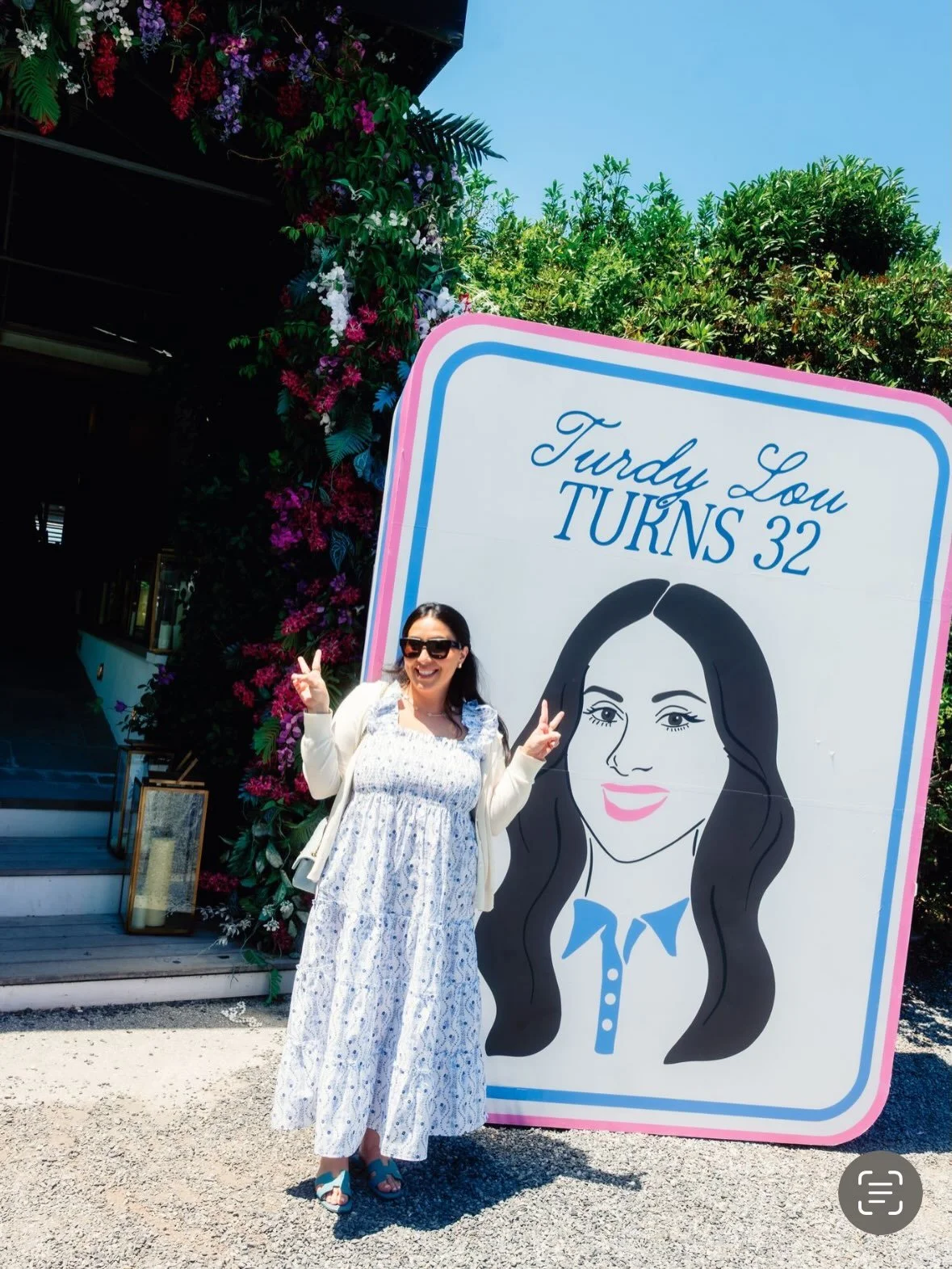 Mahj. The Toast. Repeat. An @ohmymahjong birthday fit for @girlwithnojob set against a Hamptons waterfront backdrop. Guests were welcomed by a show-stopping, life-size mahjong tile before gathering around the table, where the day unfolded through pla