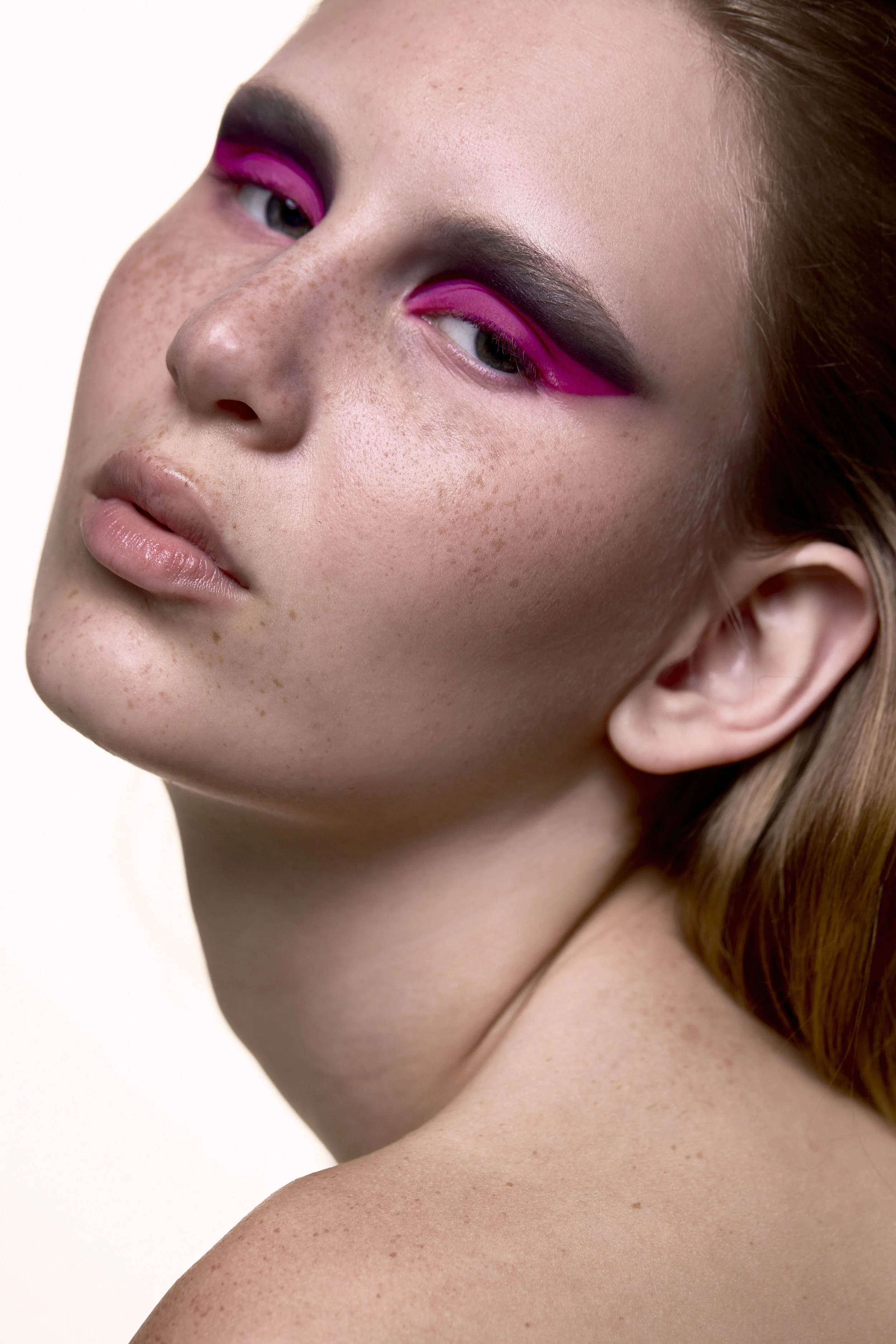 BEAUTY EDITORIAL5950 1.jpeg