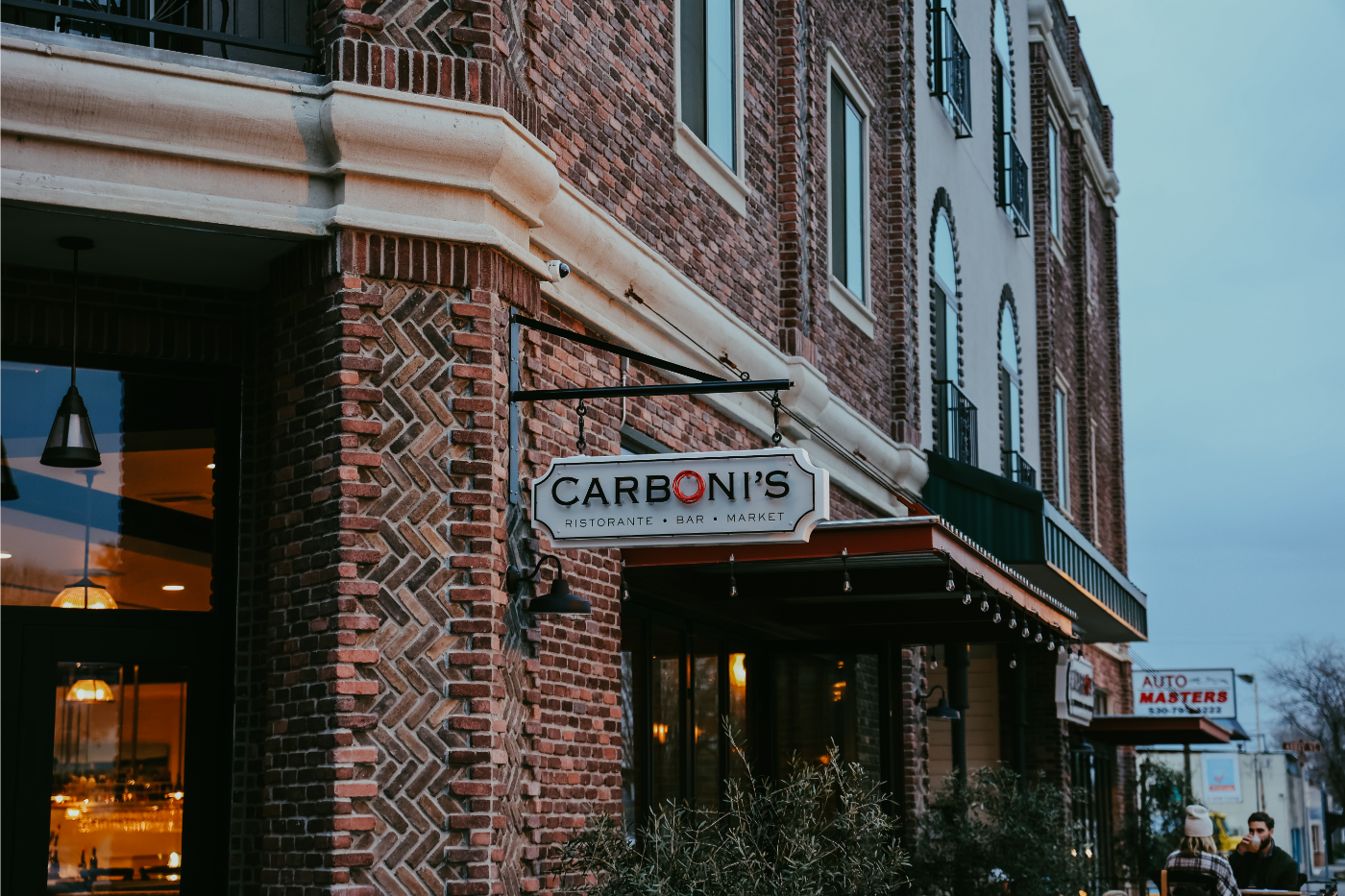 Carbonati's Restaurant Bar Market Winters California.png
