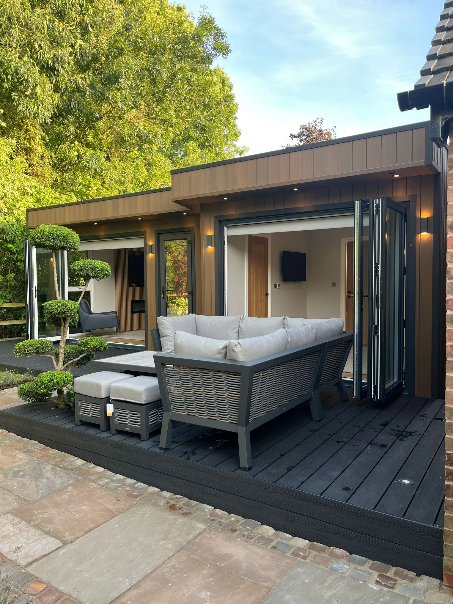 Bespoke Garden Room with swimming pool in grounds