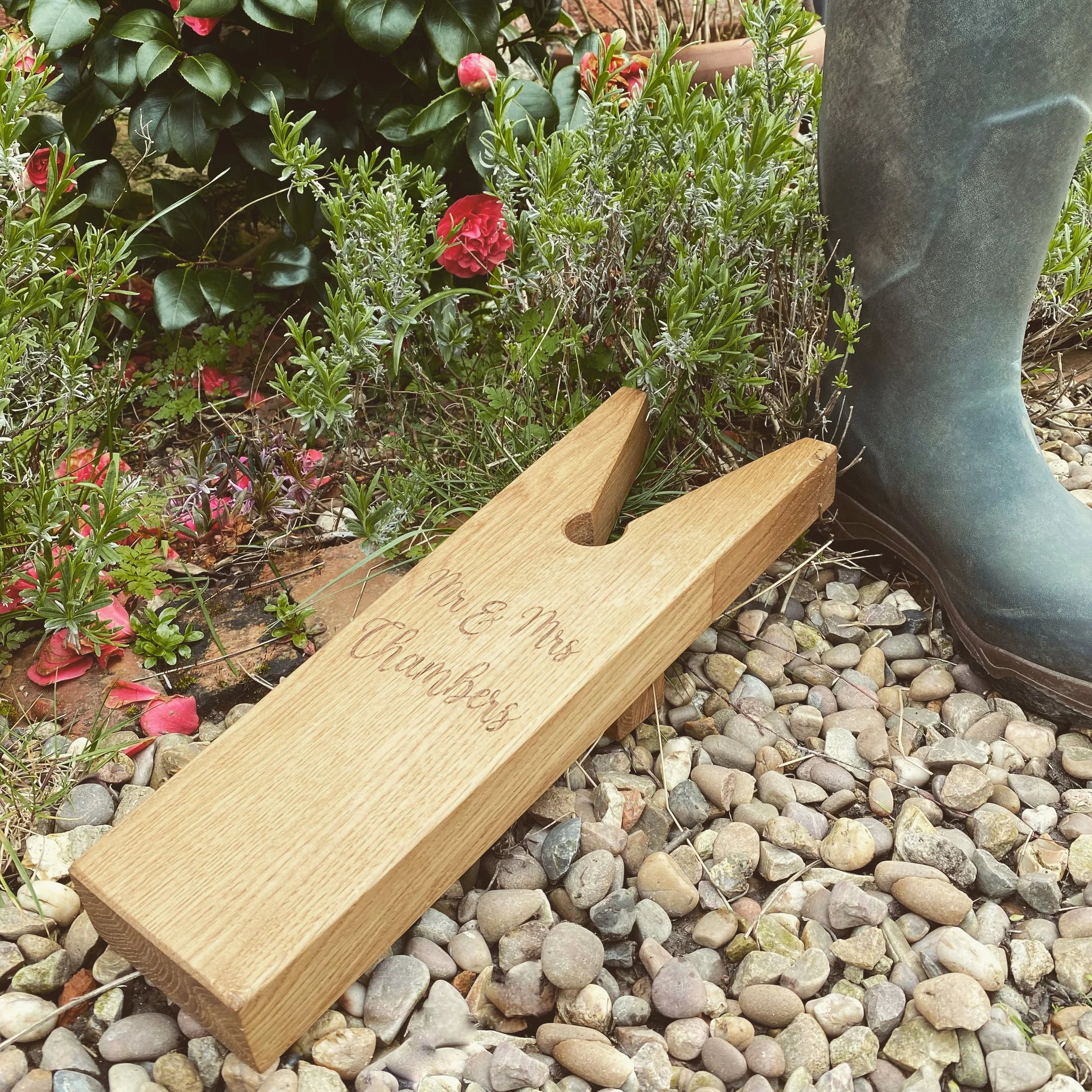 UK weather doing what it does best? 🌧️Standard. If your recent walks have involved dodging massive puddles and wading through thick mud, you know the absolute struggle of trying to pry wet, sticky wellies off your feet at the front door.

Save your 