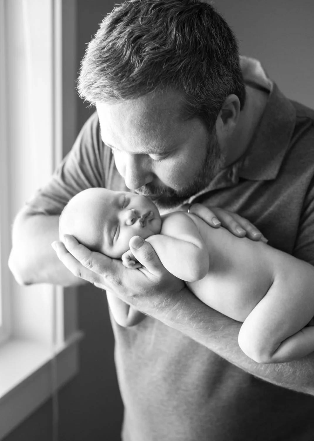 Simple Black and White Newborn Photo