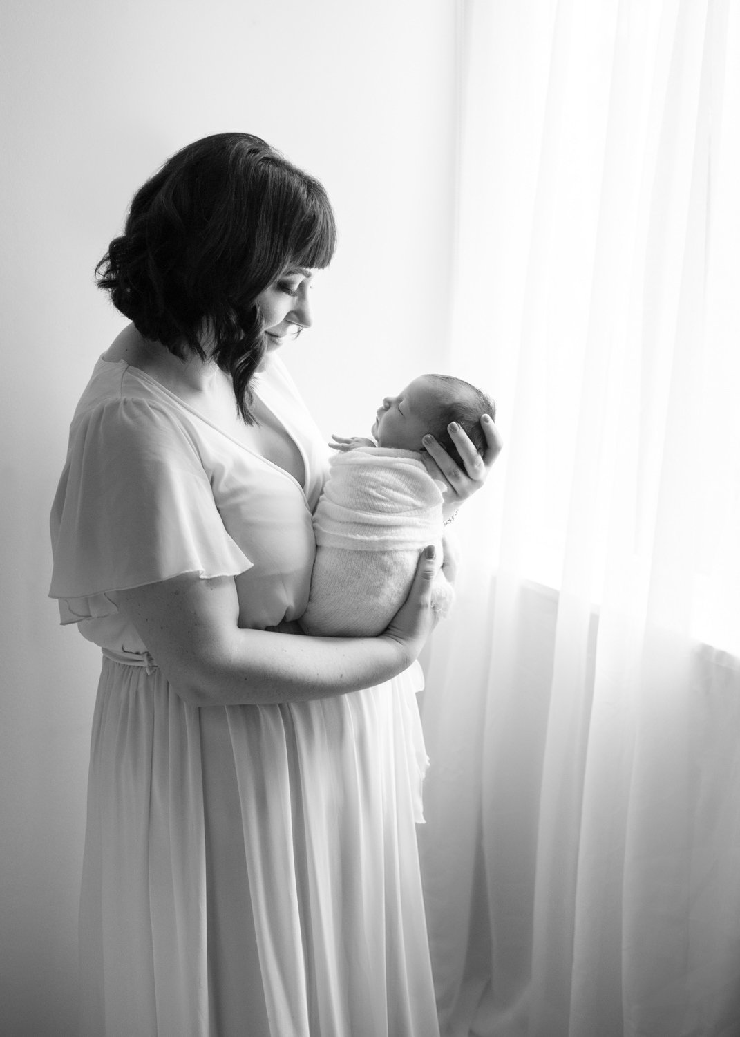 Elegant Mom and Newborn Photos
