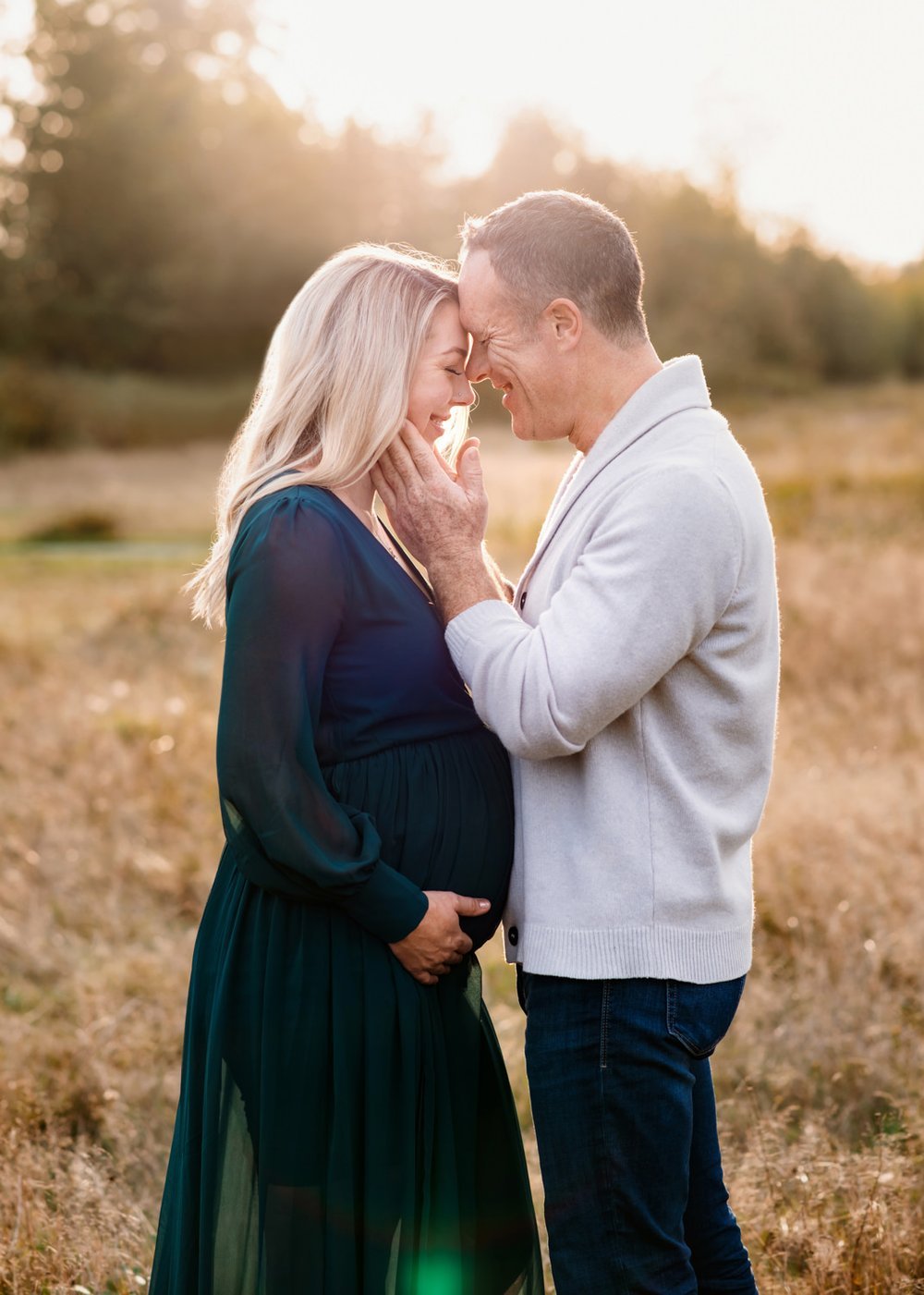 Fall Maternity Session Outdoor