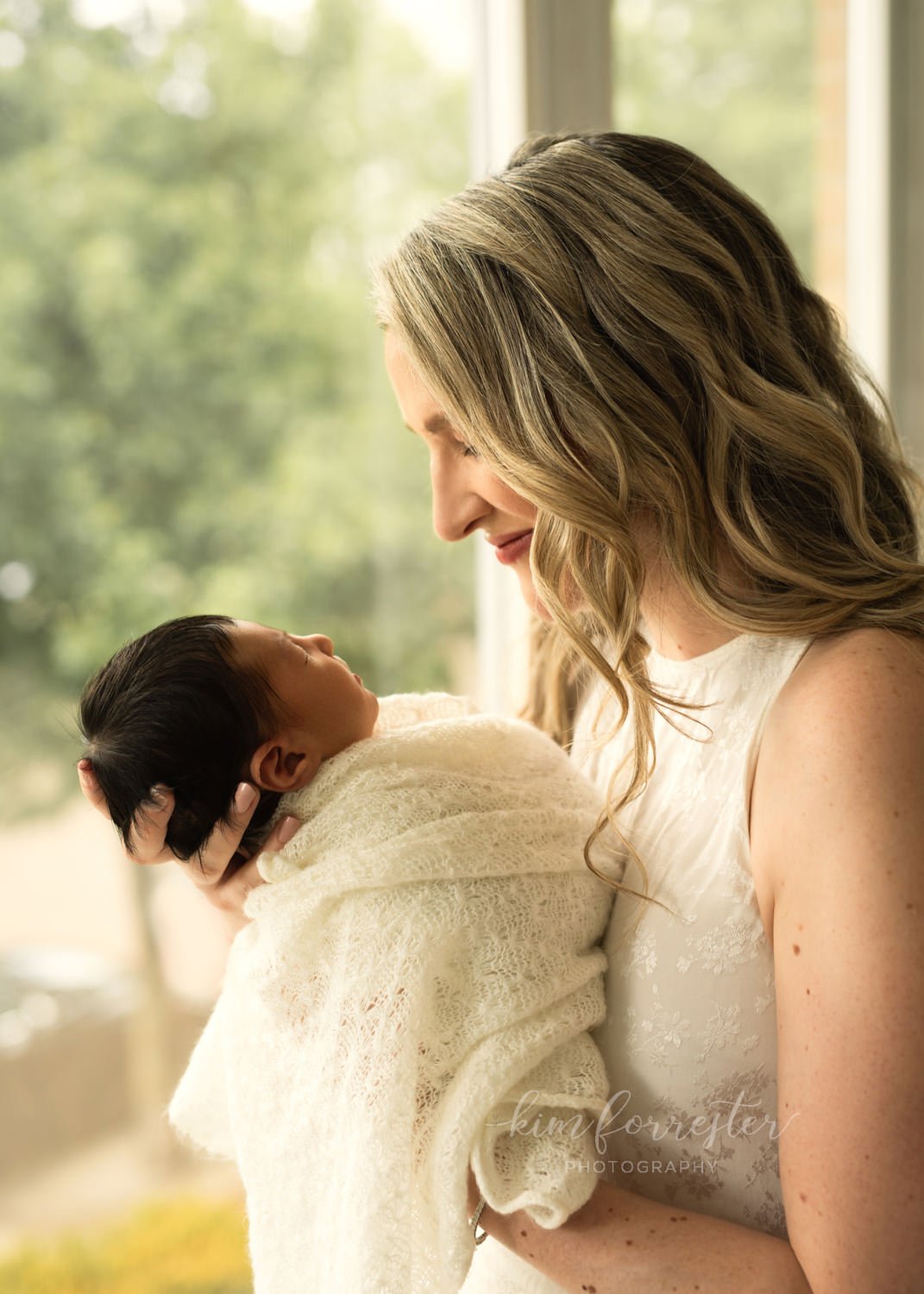Newborn and Mom In-Home Photoshoot