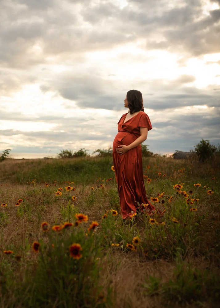 Lumby Maternity Photographer