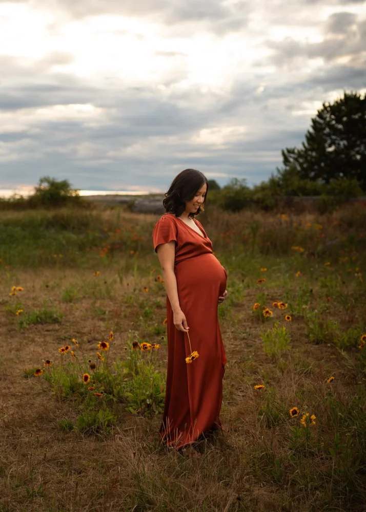 Golden Hour Maternity Photoshoot