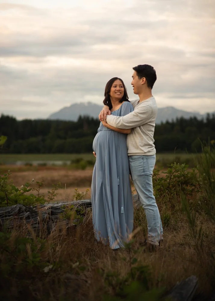 Vernon Maternity Session Outdoor