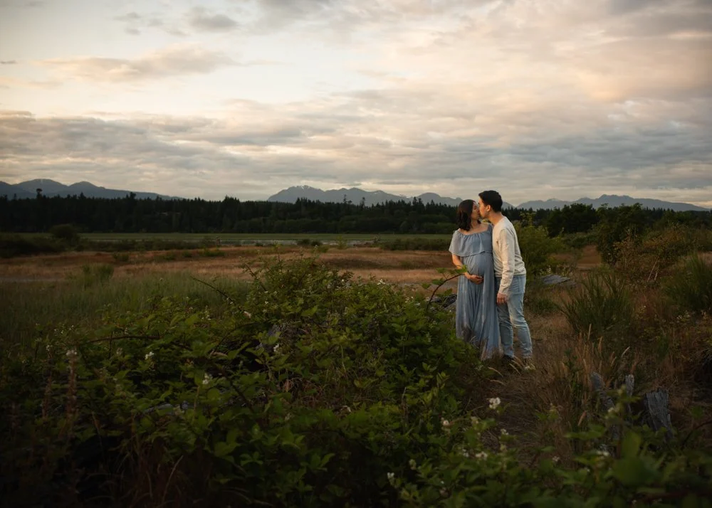 Golden Hour Maternity Session Okanagan