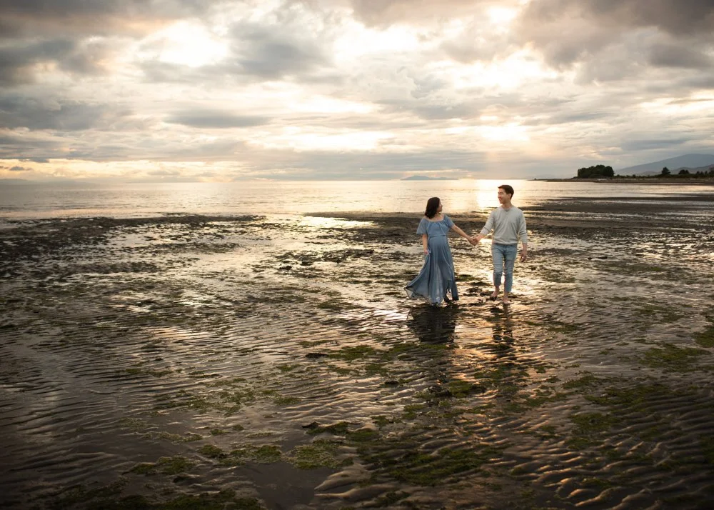 Stunning Beach Maternity Session