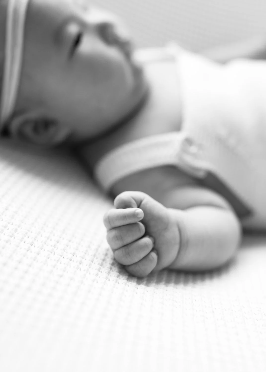Best Kelowna Newborn Photographer