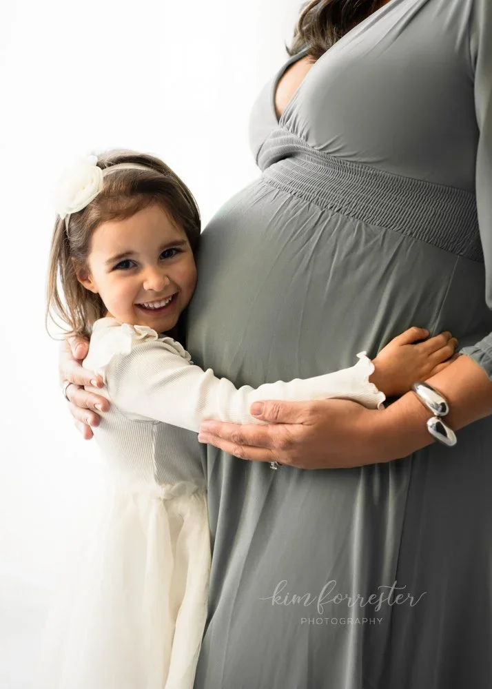 Coldstream Maternity Photoshoot at Home