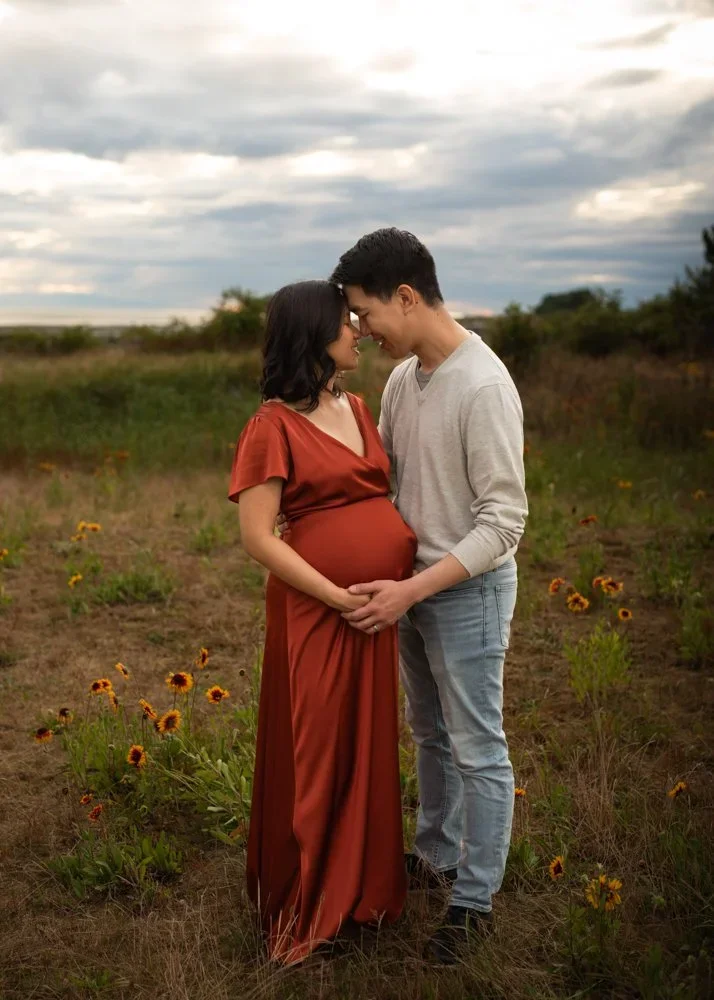 Armstrong Maternity Photographer Outdoors