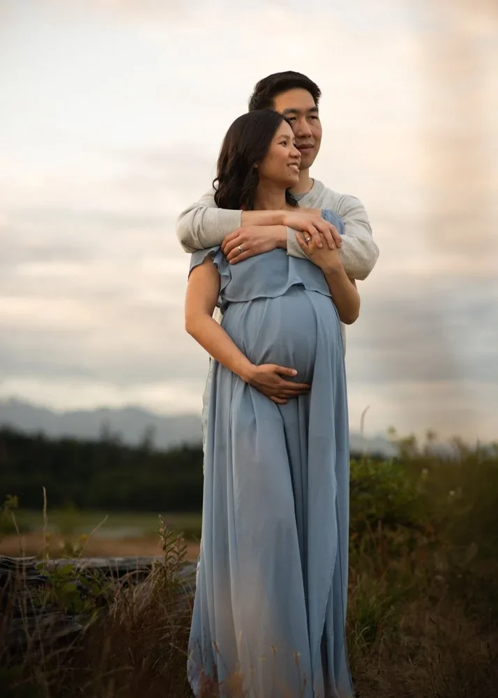 Maternity Photographer Vernon Natural