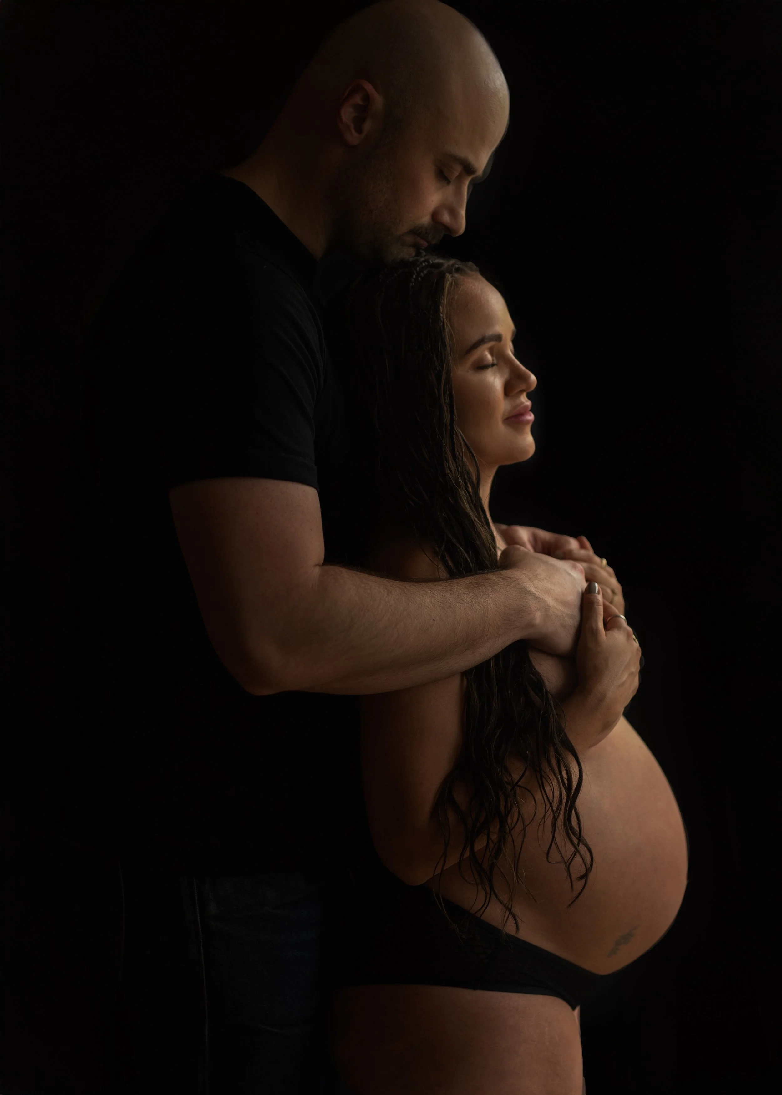 Intimate Maternity Photos
