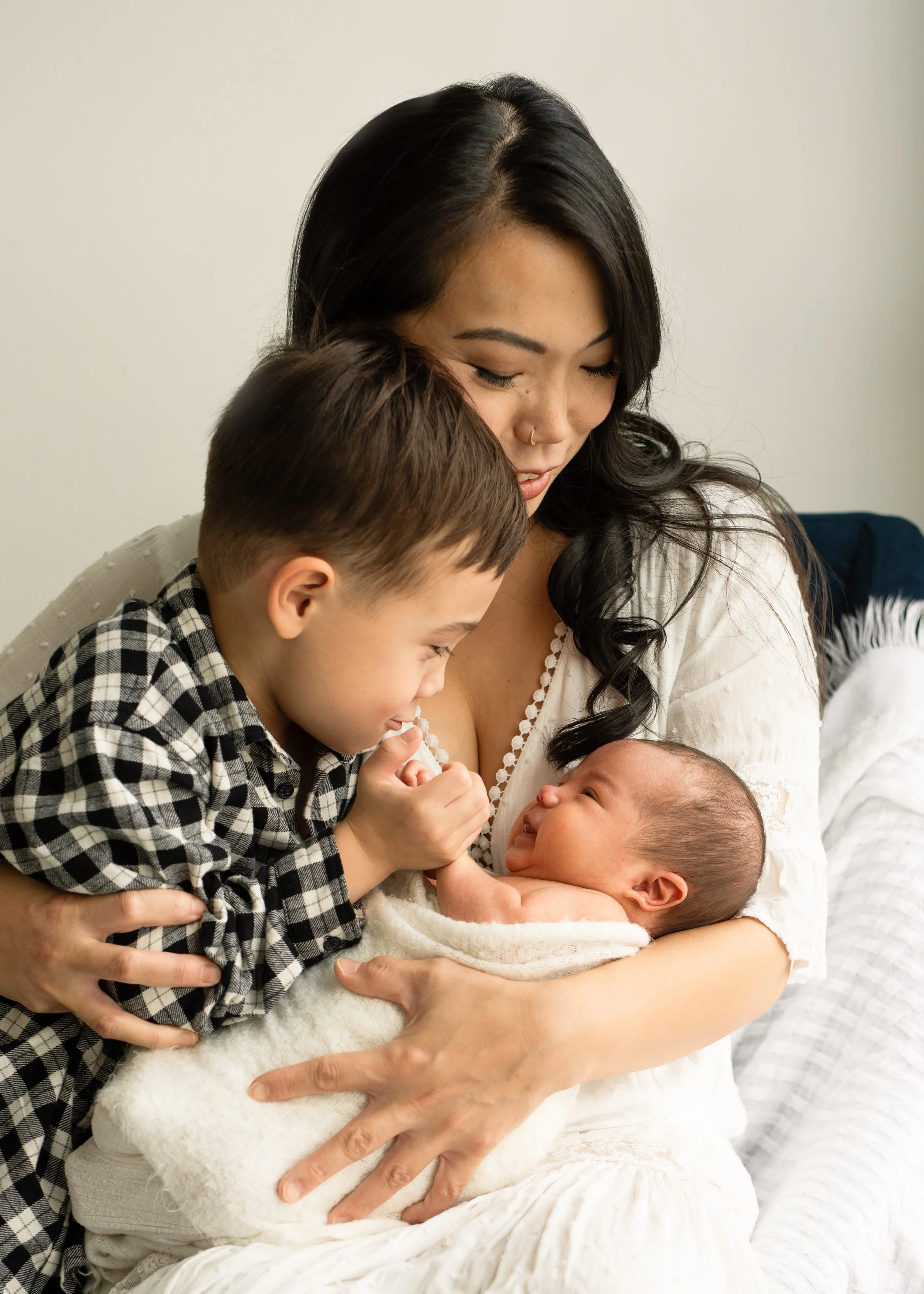 Newborn and Sibling Photography Vernon
