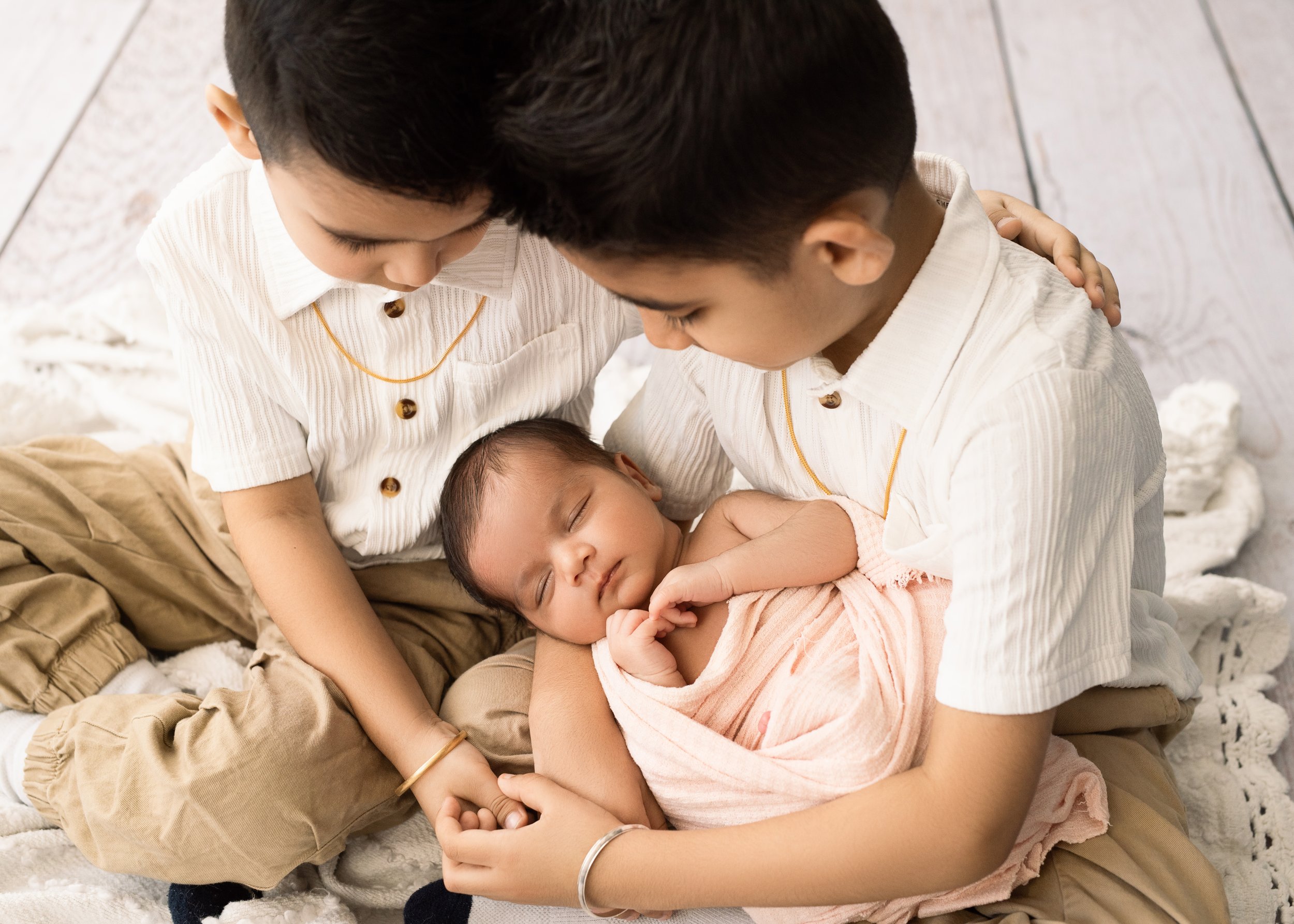 Newborn Photography Natural Lumby