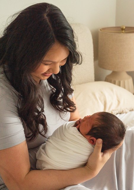 Newborn Photographer Vancouver Natural