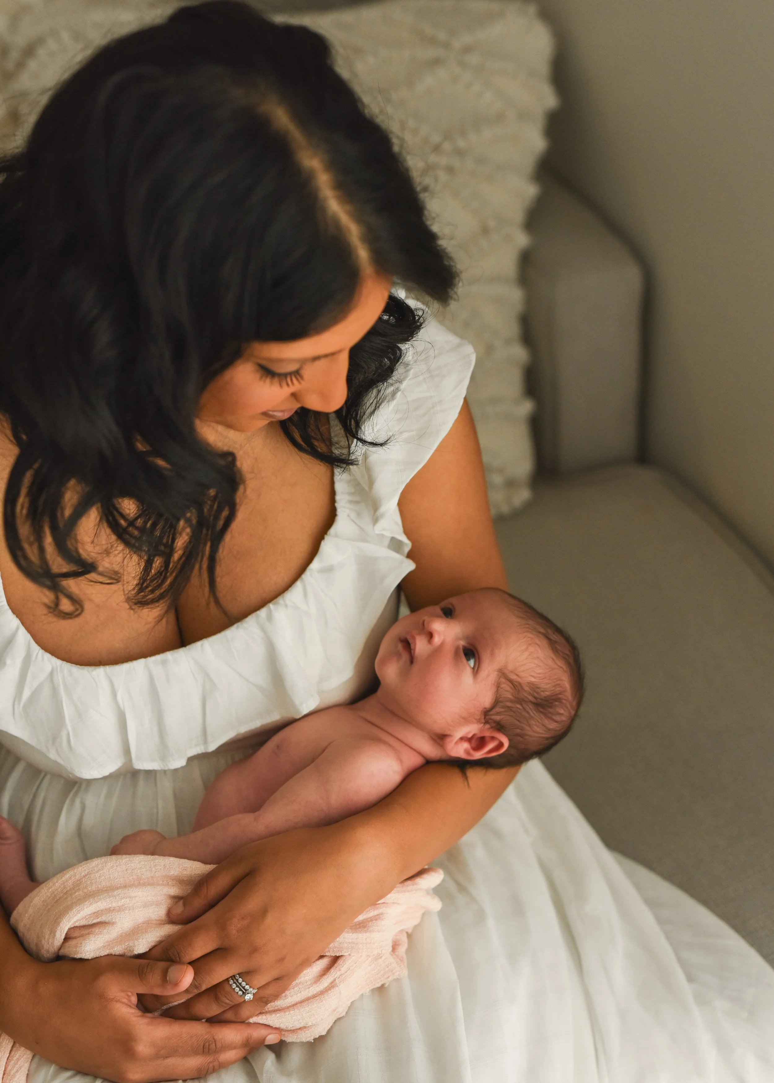 Lifestyle Newborn Photography At Home