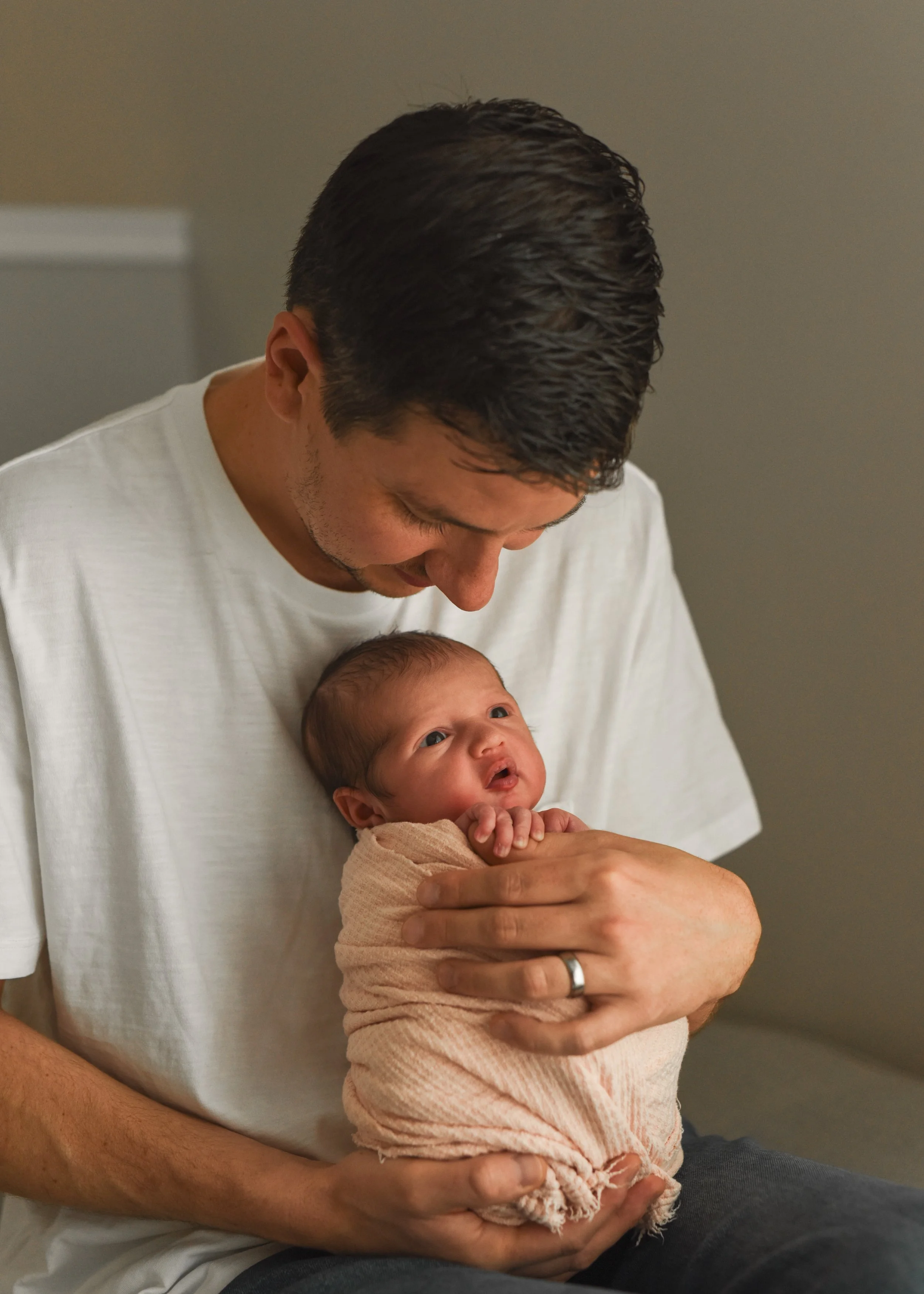 Lifestyle Newborn Photography Natural
