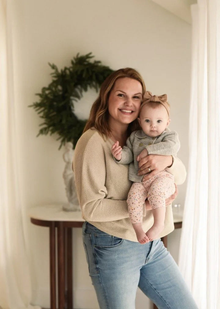 Our Holiday Minis this year were booked to the max, so we're wondering if we should open a spring time date around Mother's Day? Could be great for Mommy-and-me photos like this precious duo! Comment or DM if interested and we'll set some up if there