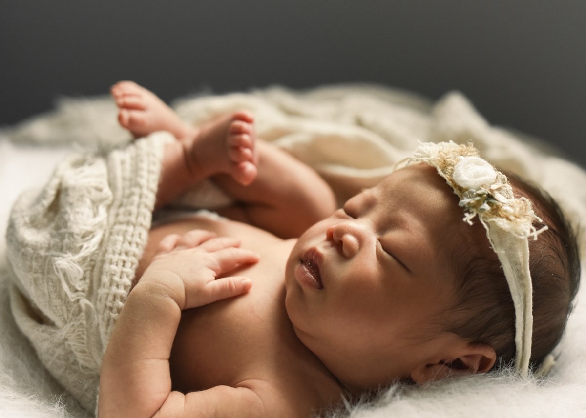 Best Vancouver Newborn Photographer
