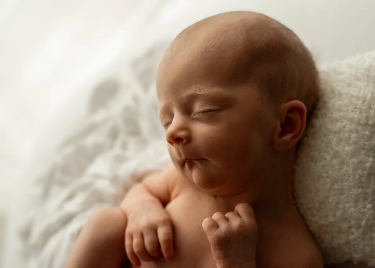 Newborn Photographer Kelowna