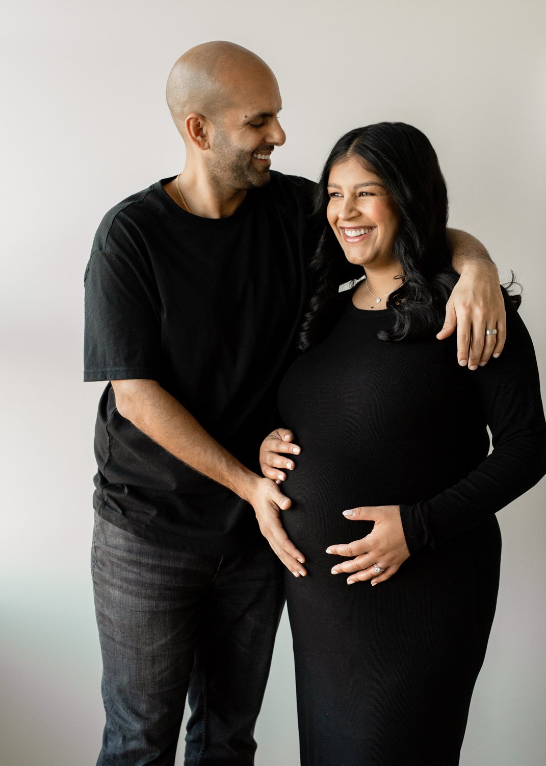 In-Home Maternity Photographer In Vancouver