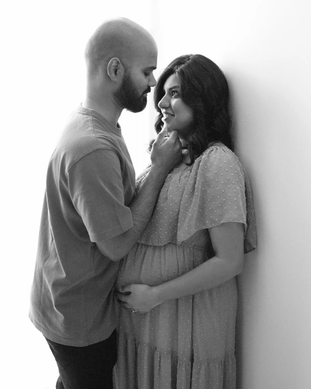 Intimate moment captured of these love birds celebrating before baby arrives 🤍

- 
#inhomematernity #kelownamaternityphotographer #vernonmaternityphotographer #okanaganmaternityphotographer #kelownamom #couplesmaternitysession