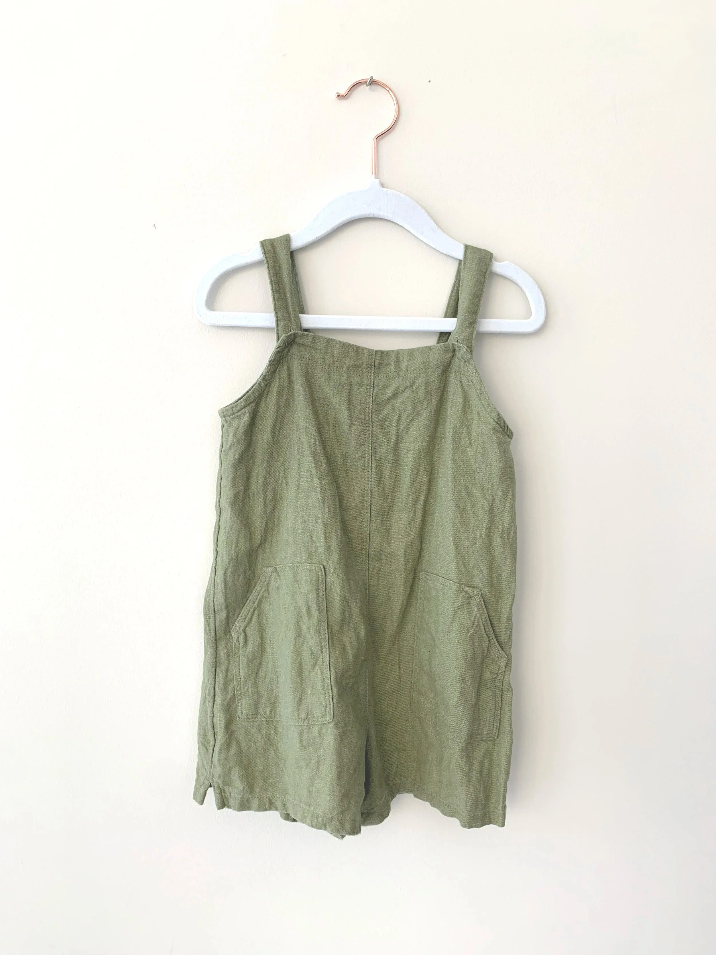 Romper/Overall Shorts | Size: 3T