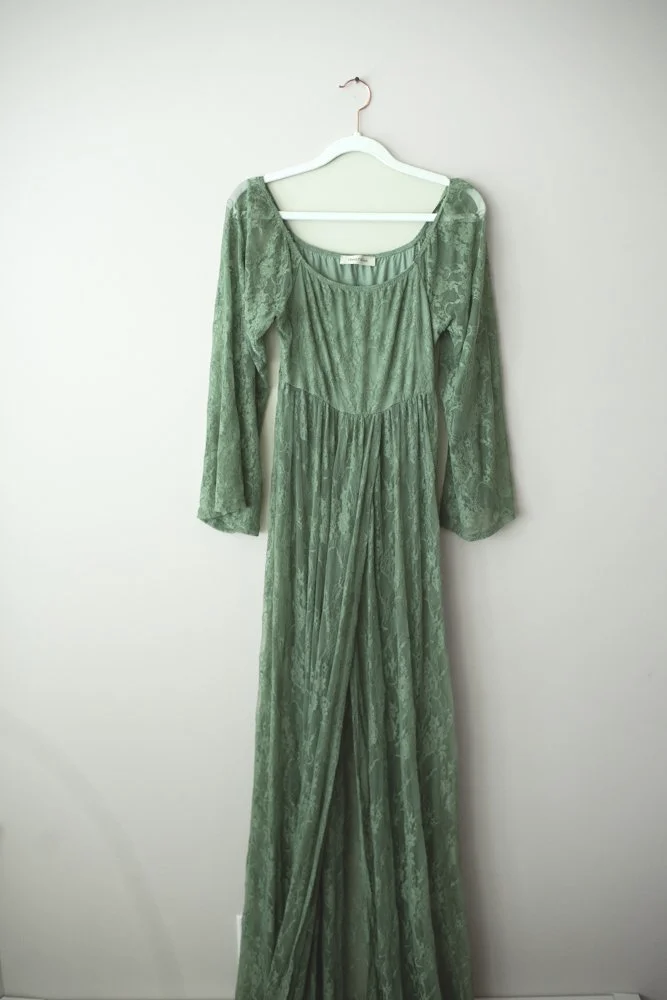 NEW - Maternity Long Sleeve Lace Slit Maxi - Green | Size: M