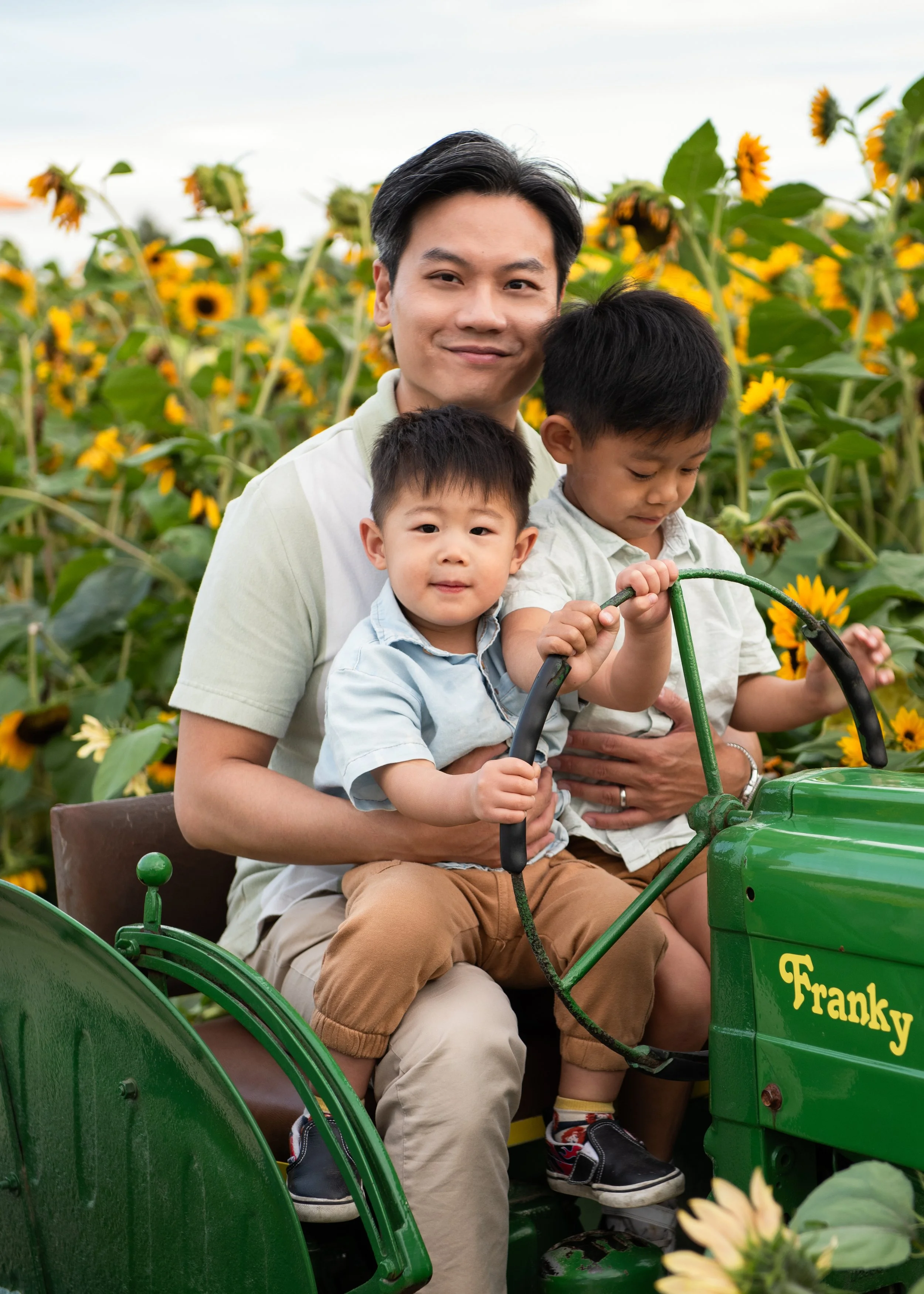 Surrey Family Photographer Outdoor