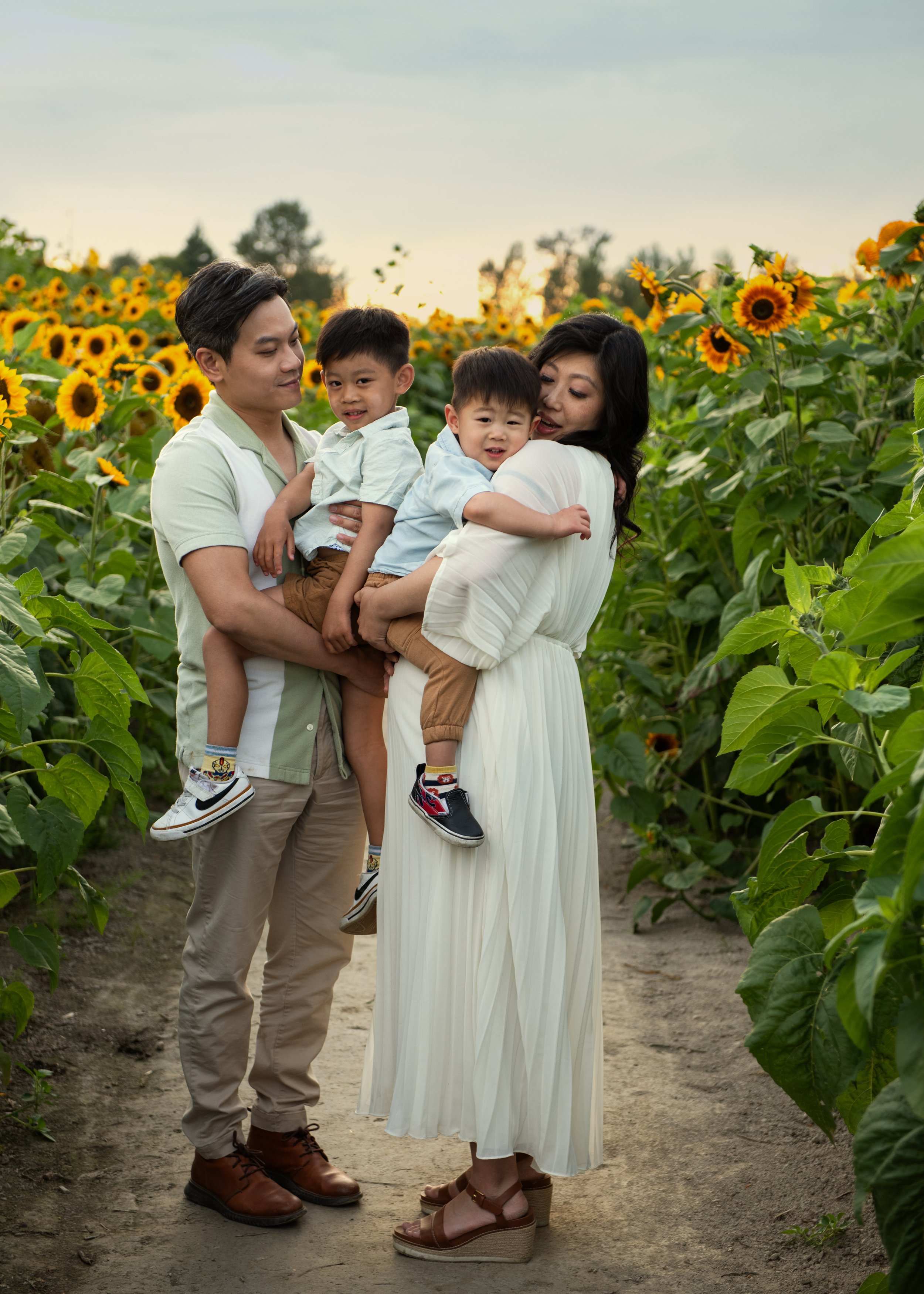 Beautiful Outdoor Family Photography in Richmond