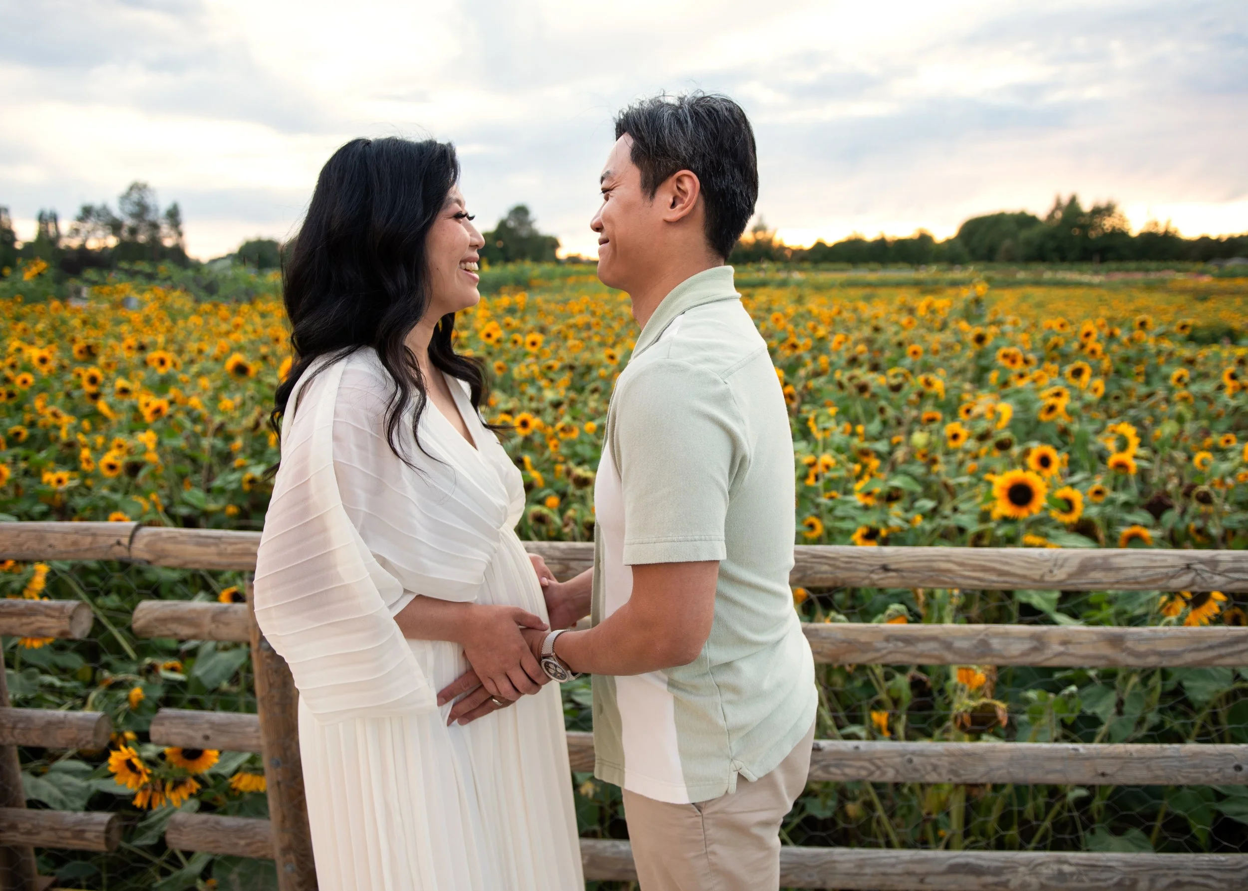 Natural Outdoor Maternity Photography 