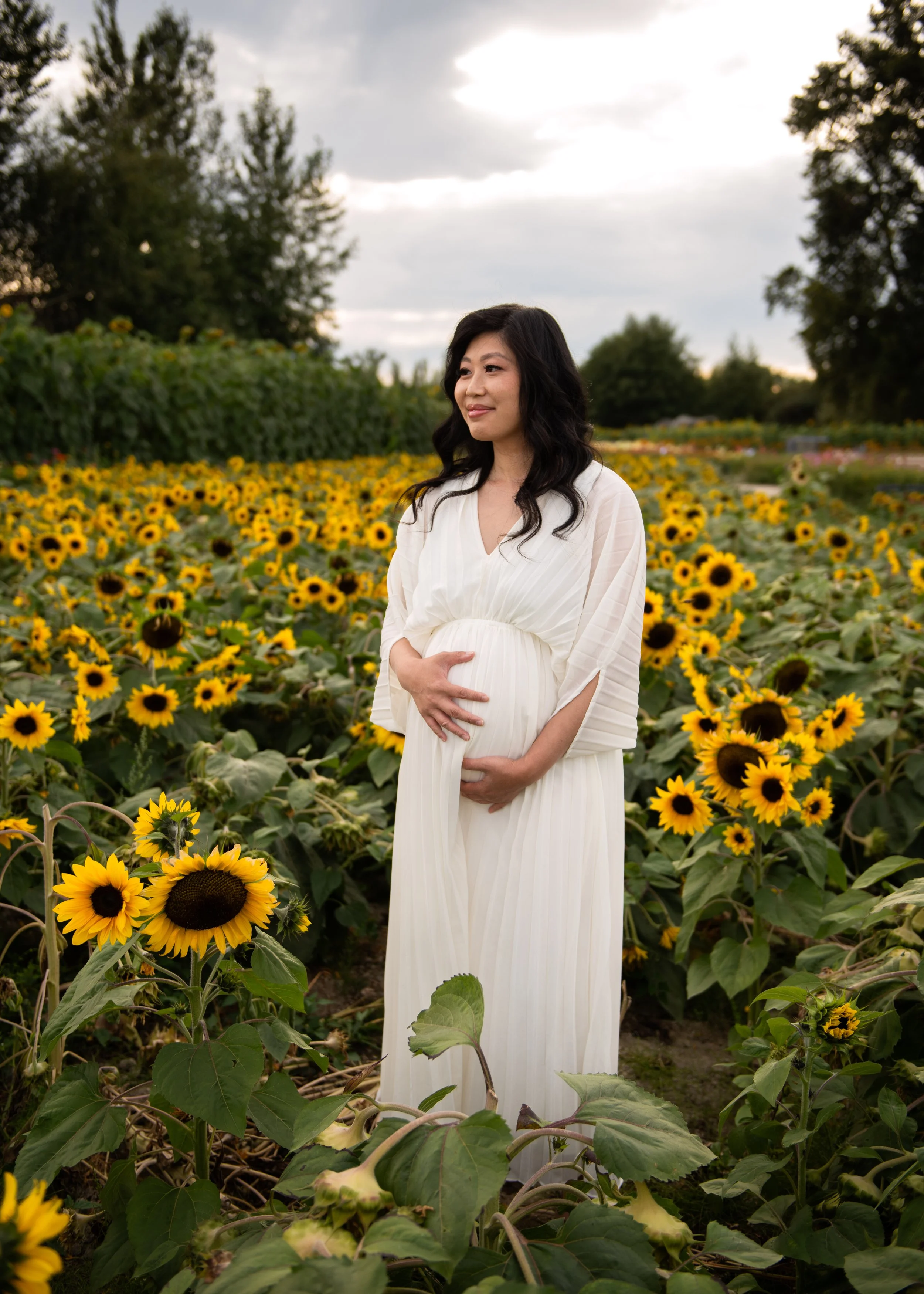Unique Maternity Session Outdoor